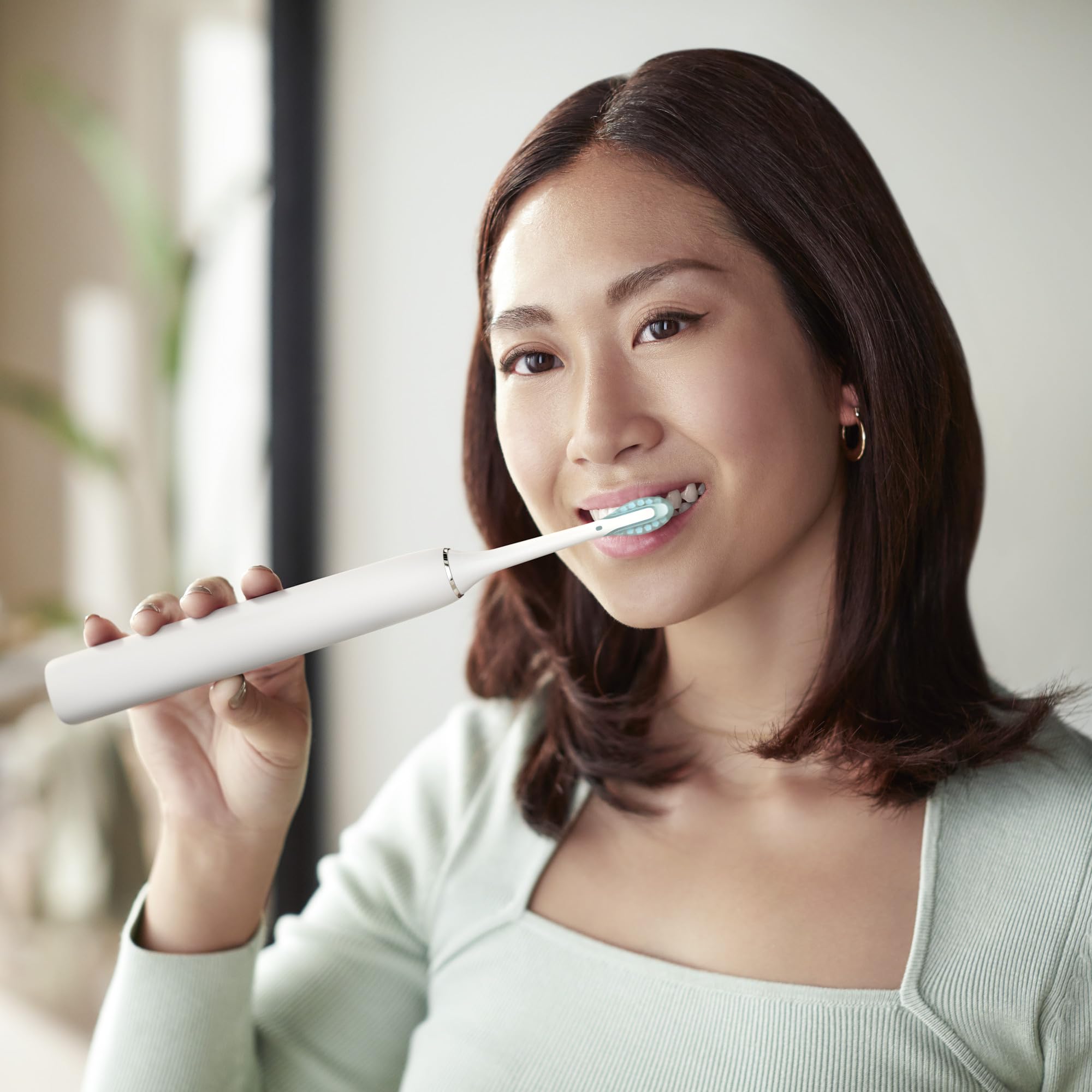 Philips Sonicare DiamondClean 9000 Special Edition Rechargeable Electric Toothbrush - HX9911/93 (White) | Professional Teeth Cleaning for Whitening & Gum Care | Perfect for Travel & Home Use