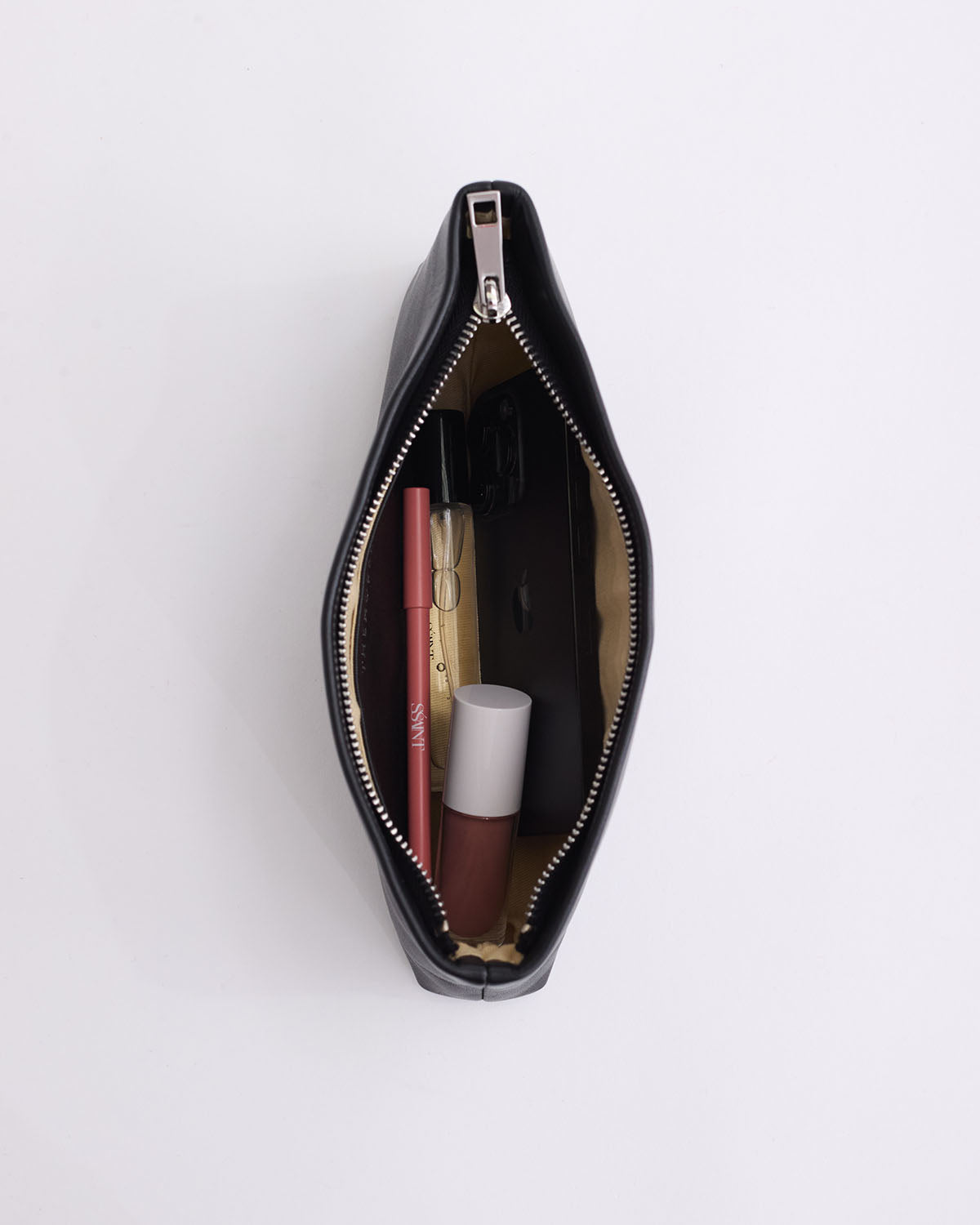 Wes Clutch: Stylish Black Leather Crossbody Bag for Women - Perfect for Work, Travel, and Everyday Use