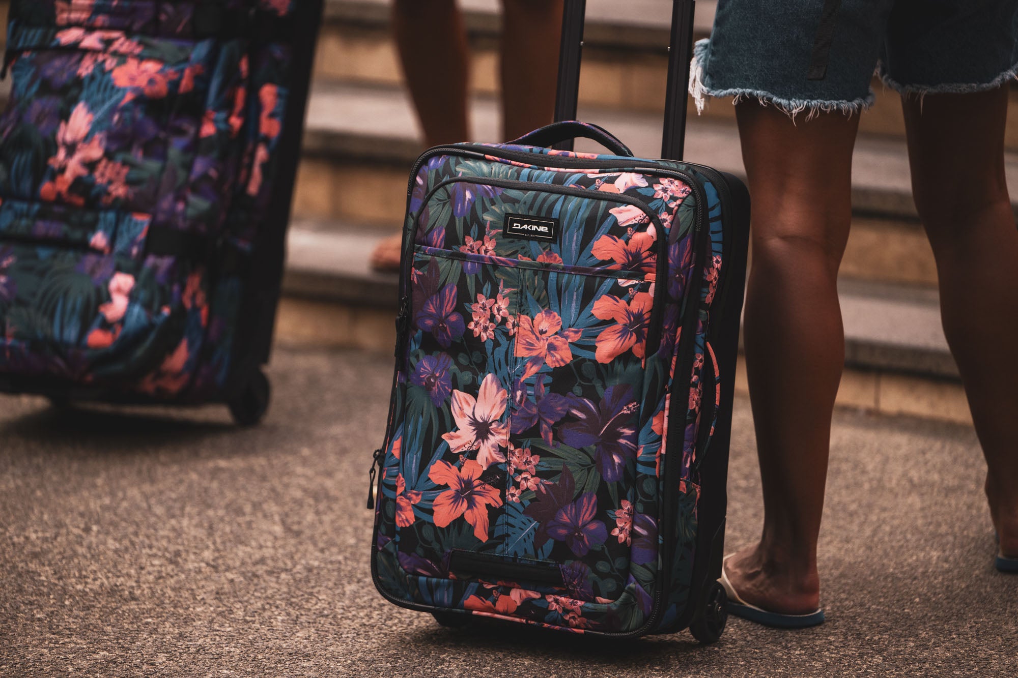 Status Roller Bag +42L Odyssey - Durable Expandable Carry-On Luggage for Travel, Business & Weekend Getaways