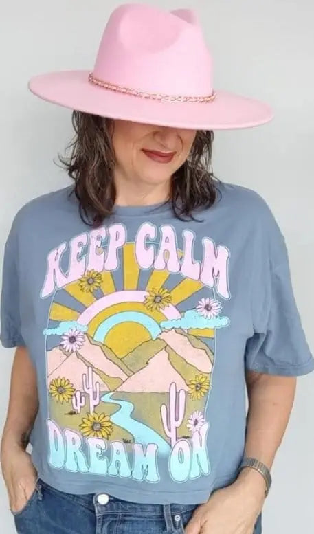 Keep Calm Dream On Graphic Print Women's T-Shirt - Casual Comfort Fit Cotton Tee for Everyday Wear & Lounge