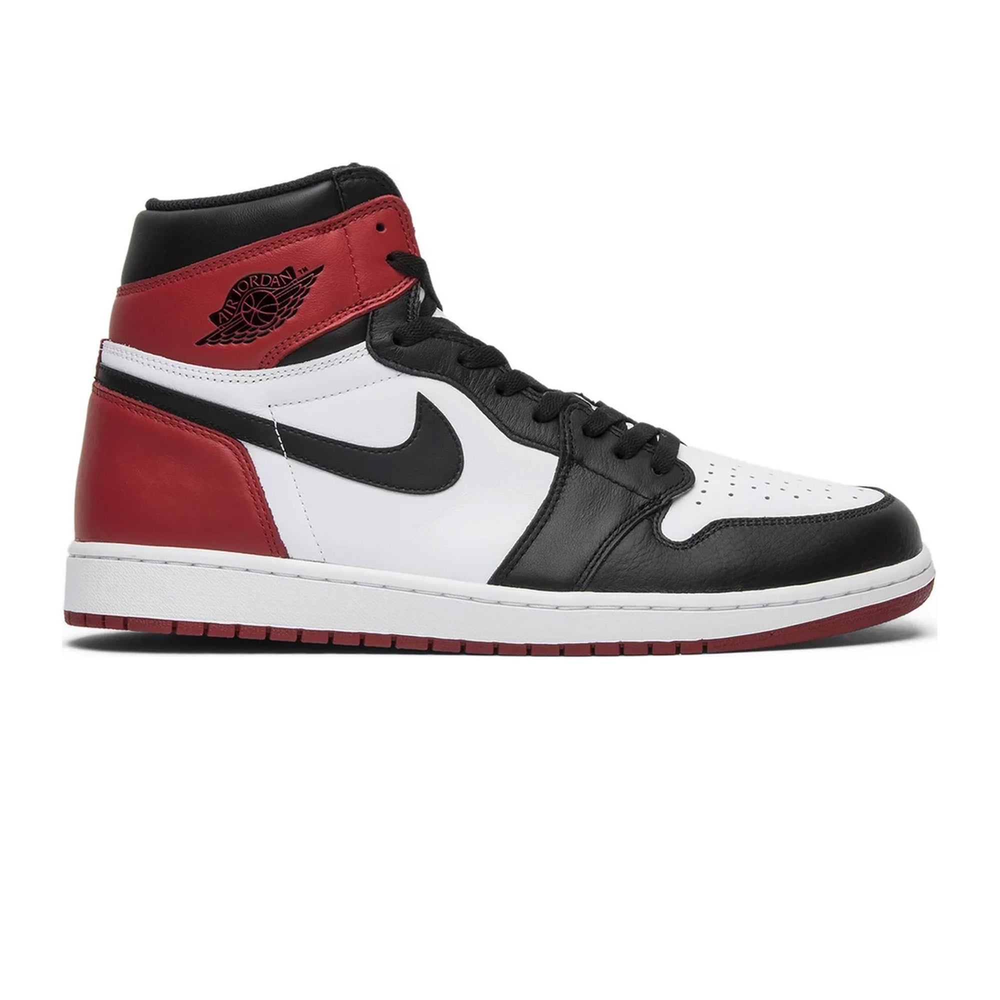 Air Jordan 1 Retro 'Black Toe' Sneakers (2016) - Men's Basketball Shoes for Streetwear & Casual Style | Perfect for Sneaker Collectors & Urban Fashion