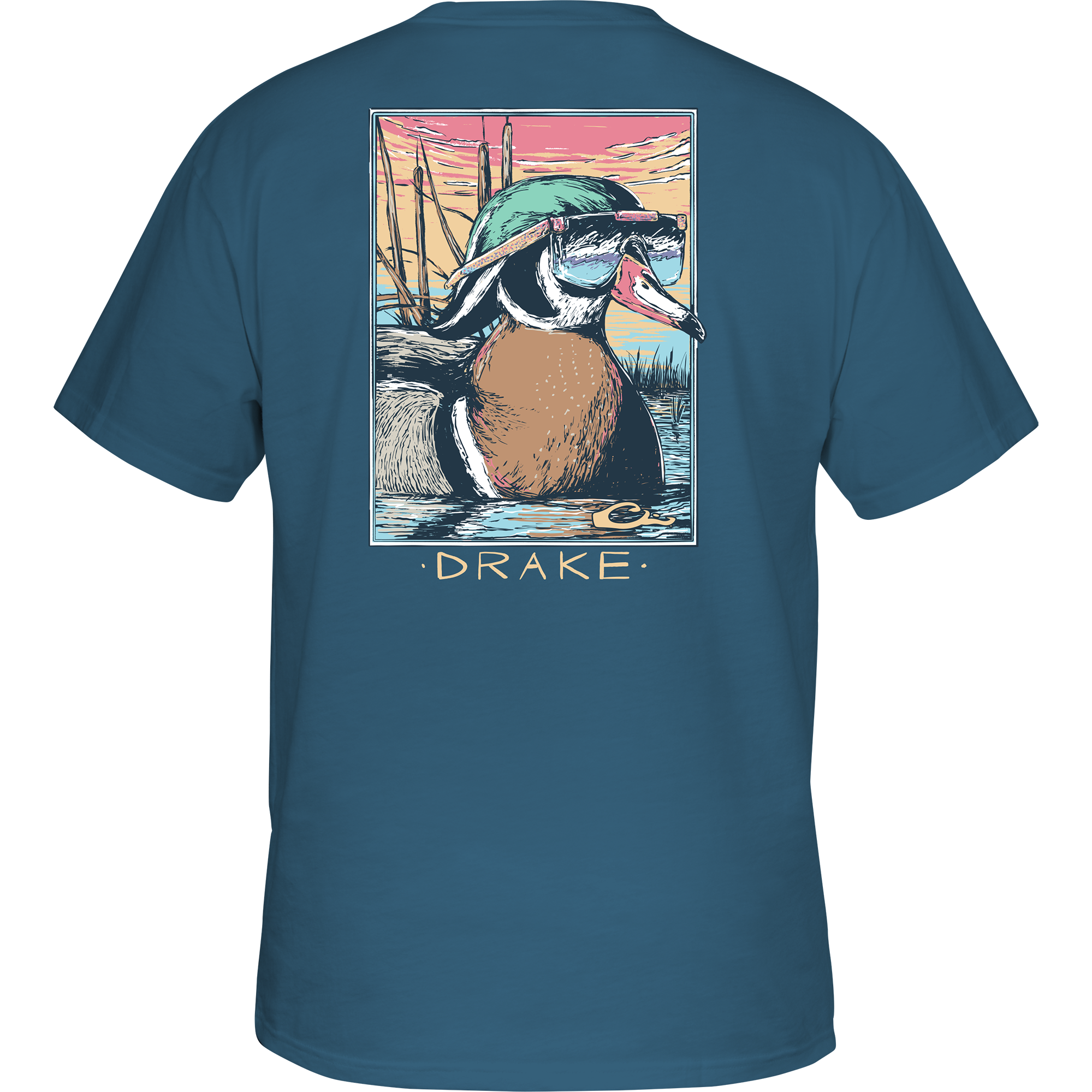 Vintage Pop Art Wood Duck Sunglasses Graphic T-Shirt - Stylish Casual Wear for Men & Women - Perfect for Beach, Music Festivals & Summer Outfits