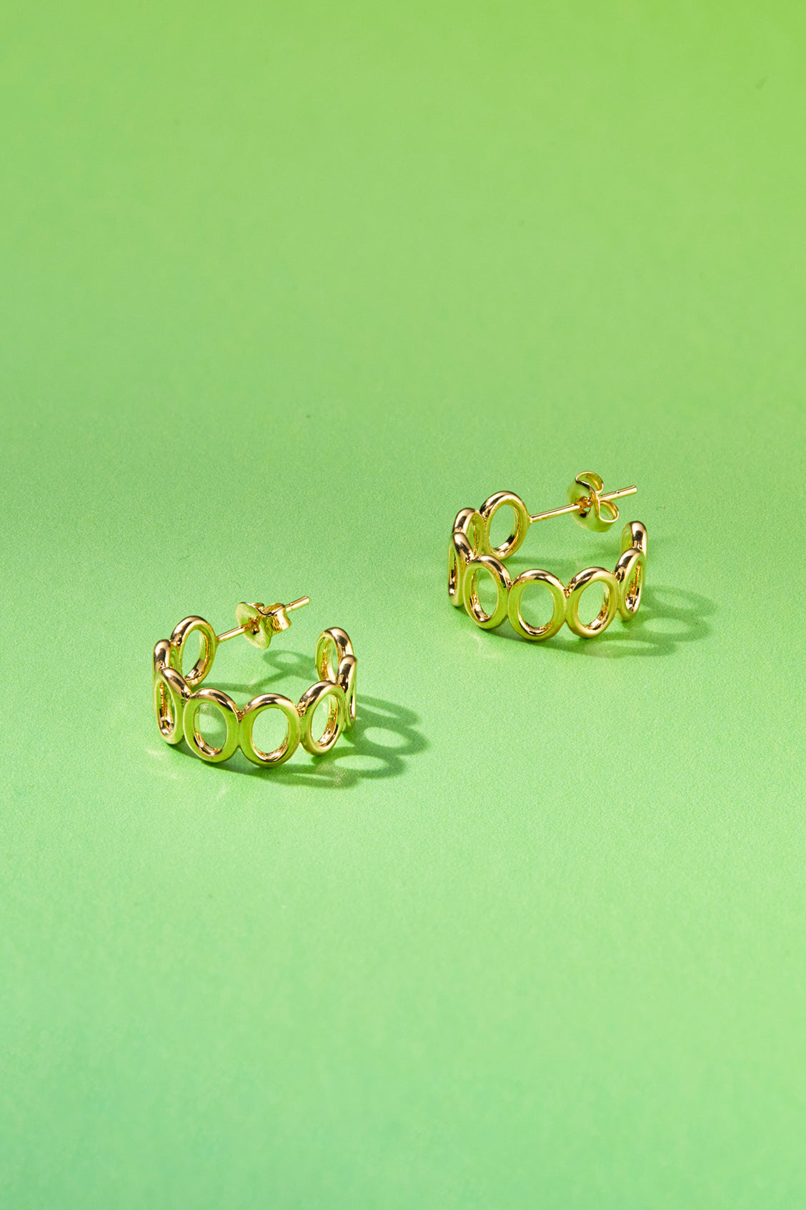 Textured Oval Hoop Earrings for Women - Trendy Gold & Silver Statement Jewelry - Perfect for Parties, Weddings & Everyday Wear