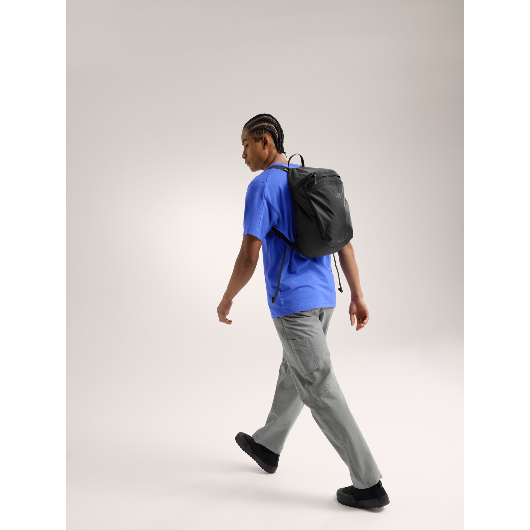 Arc'teryx Heliad 15L Backpack - Lightweight Hiking Daypack for Men & Women - Water-Resistant Outdoor Gear for Camping, Travel & Daily Commute