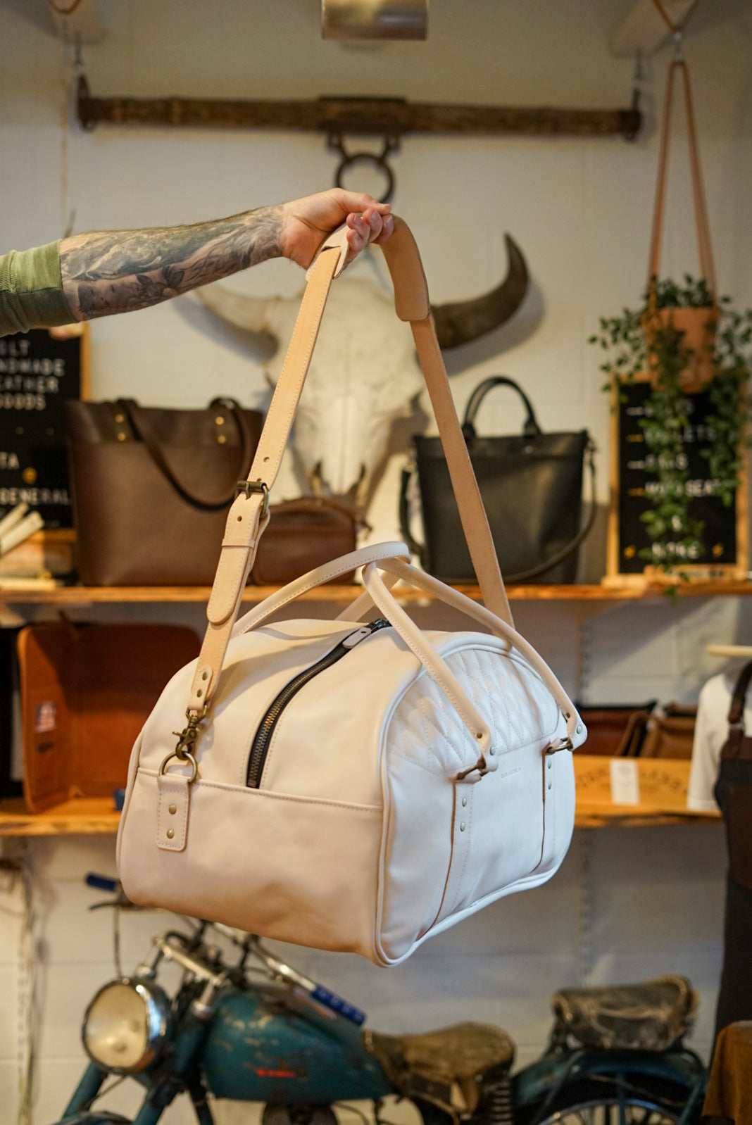 Premium Genuine Leather Rancher Duffle Bag - Natural Vegetable Tanned - Stylish Travel & Work Bag for Men & Women - Perfect for Weekend Getaways, Business Trips & Outdoor Adventures