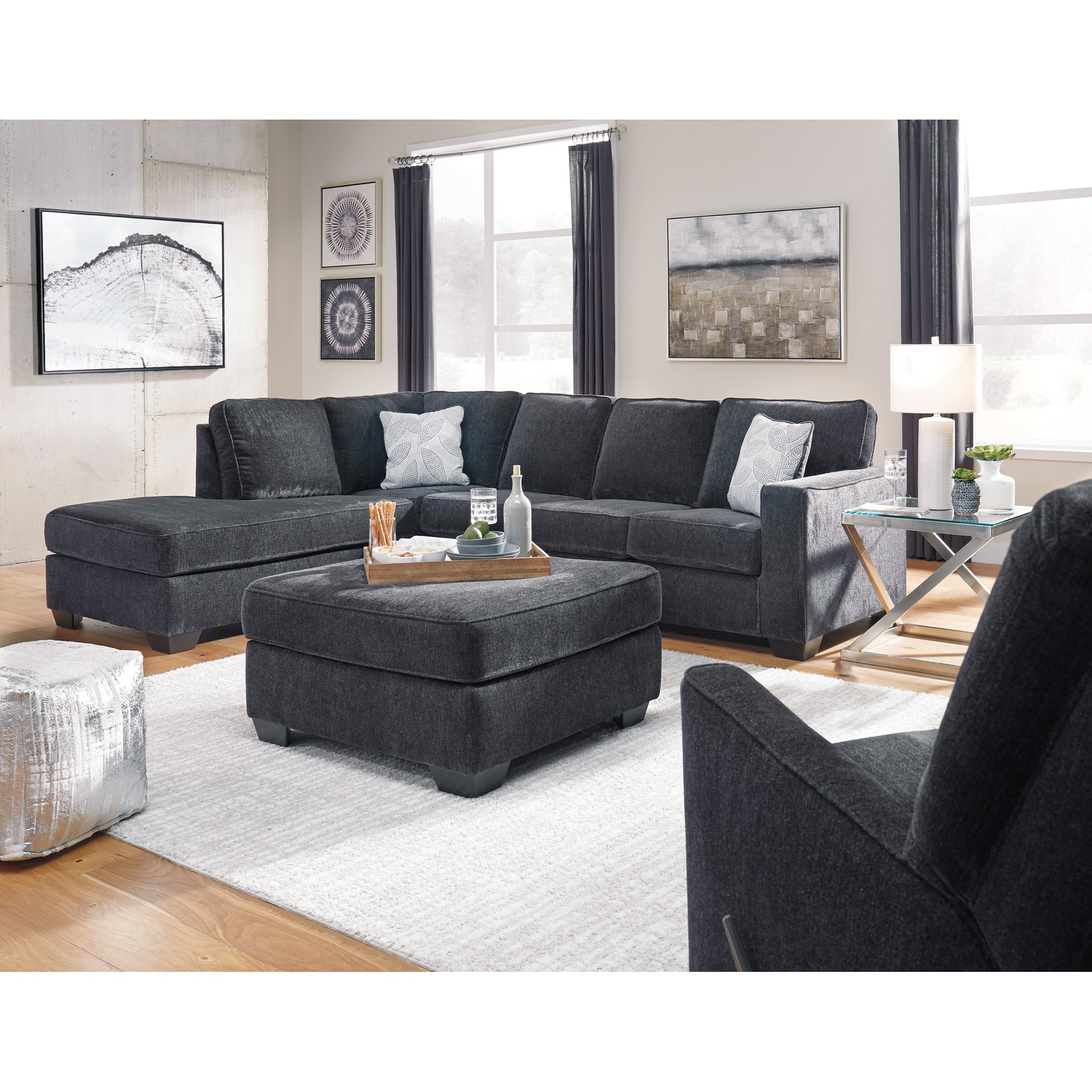 Riles Left Chaise Sectional Sofa - Modern L-Shaped Couch with Chaise Lounge for Living Room, Family Room, or Home Theater - Perfect for Relaxing and Entertaining