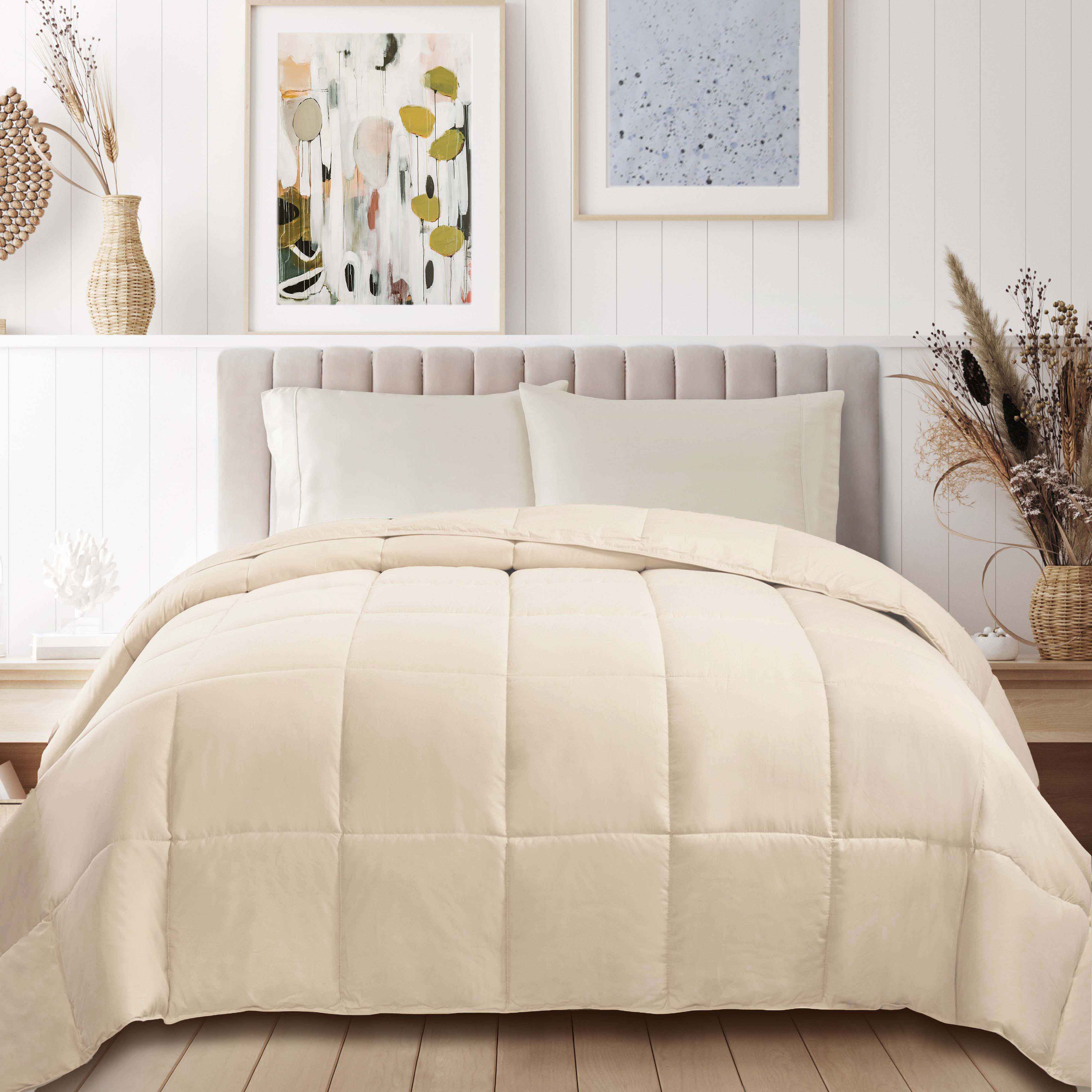 All-Season Reversible Down Alternative Comforter - Lightweight & Hypoallergenic Bedding for Year-Round Comfort - Perfect for Master Bedroom, Guest Room & Dorm Use