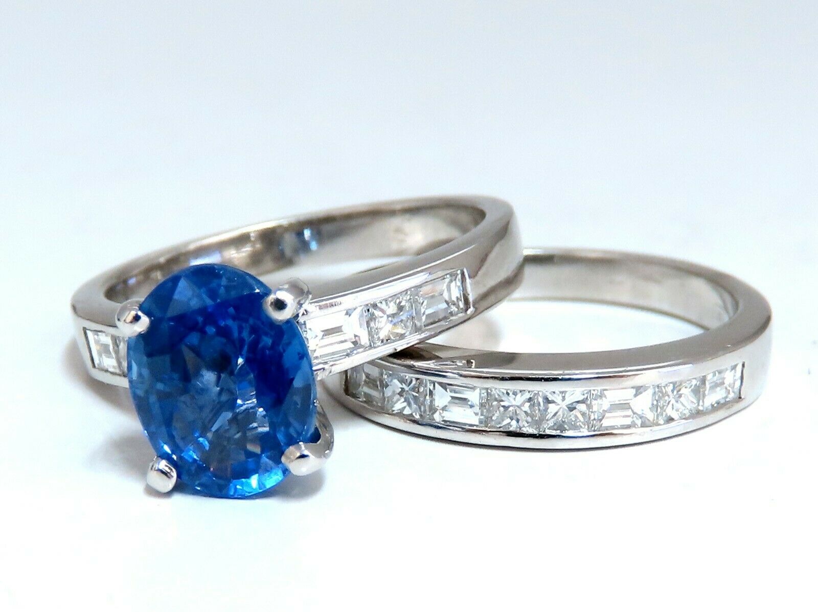 GIA Certified 2.58 Carat Natural No Heat Sapphire Diamond Engagement Ring in Platinum - Perfect for Proposals, Weddings & Anniversary Gifts