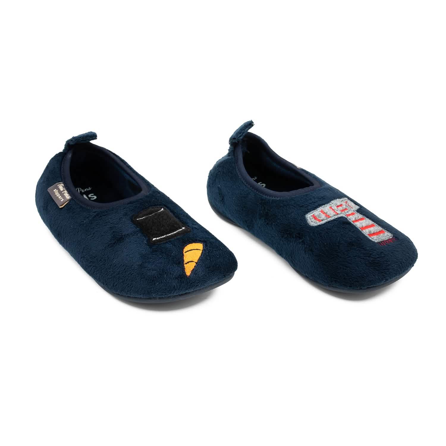 Cozy Patchwork Felt Slippers for Kids - Soft Indoor House Shoes for Boys & Girls - Perfect for Winter, Home, and Playtime Comfort