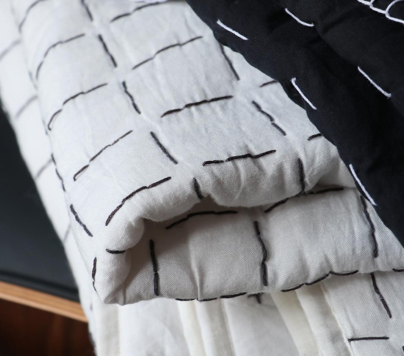 Cozy Hygge Quilt - Soft & Warm Bedding for Winter Comfort - Perfect for Home, Bedroom, and Relaxation