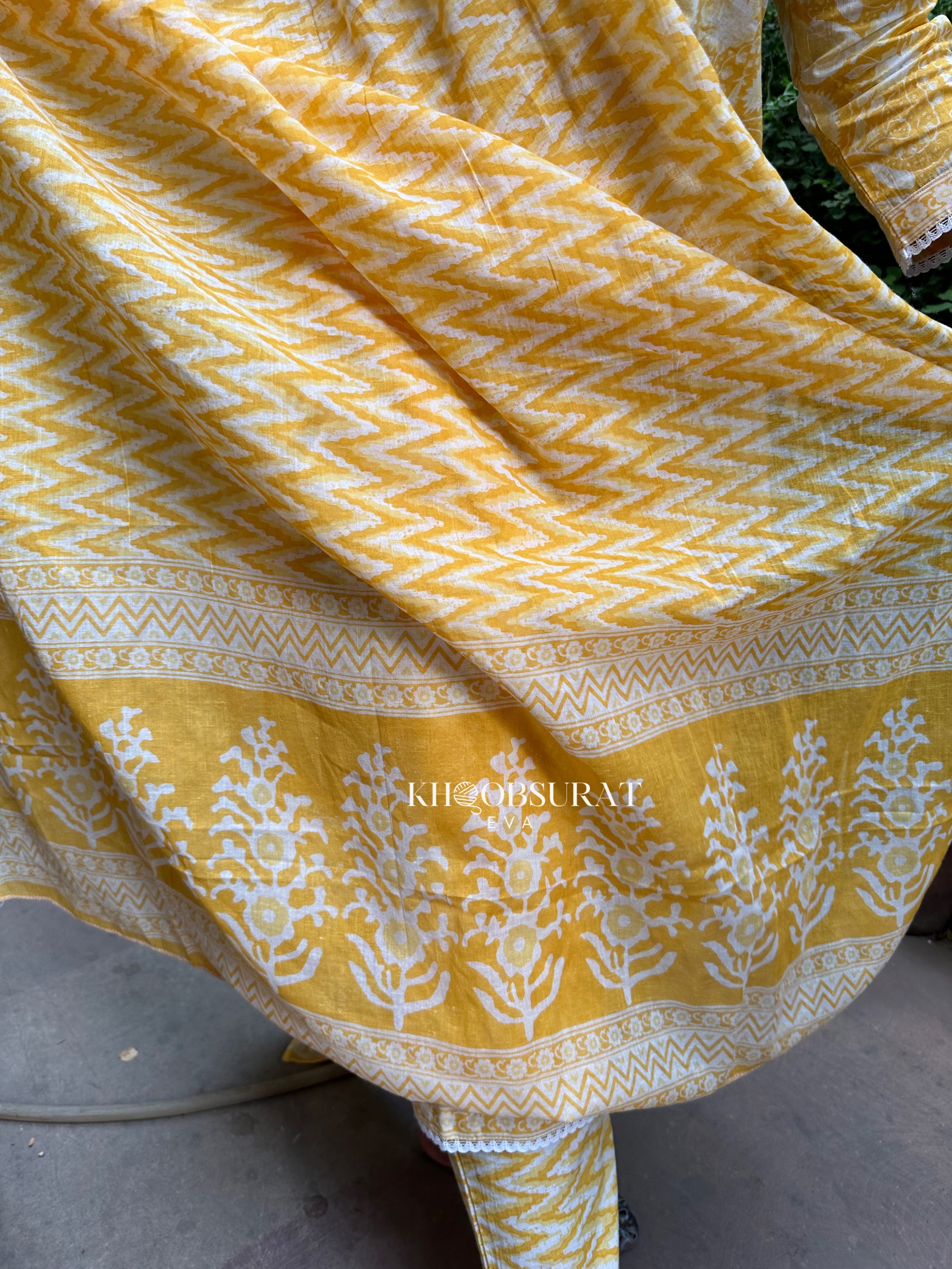 Stylish Sunflower Yellow Kurta Suit Set for Women - Traditional Indian Ethnic Wear for Festivals, Weddings & Special Occasions