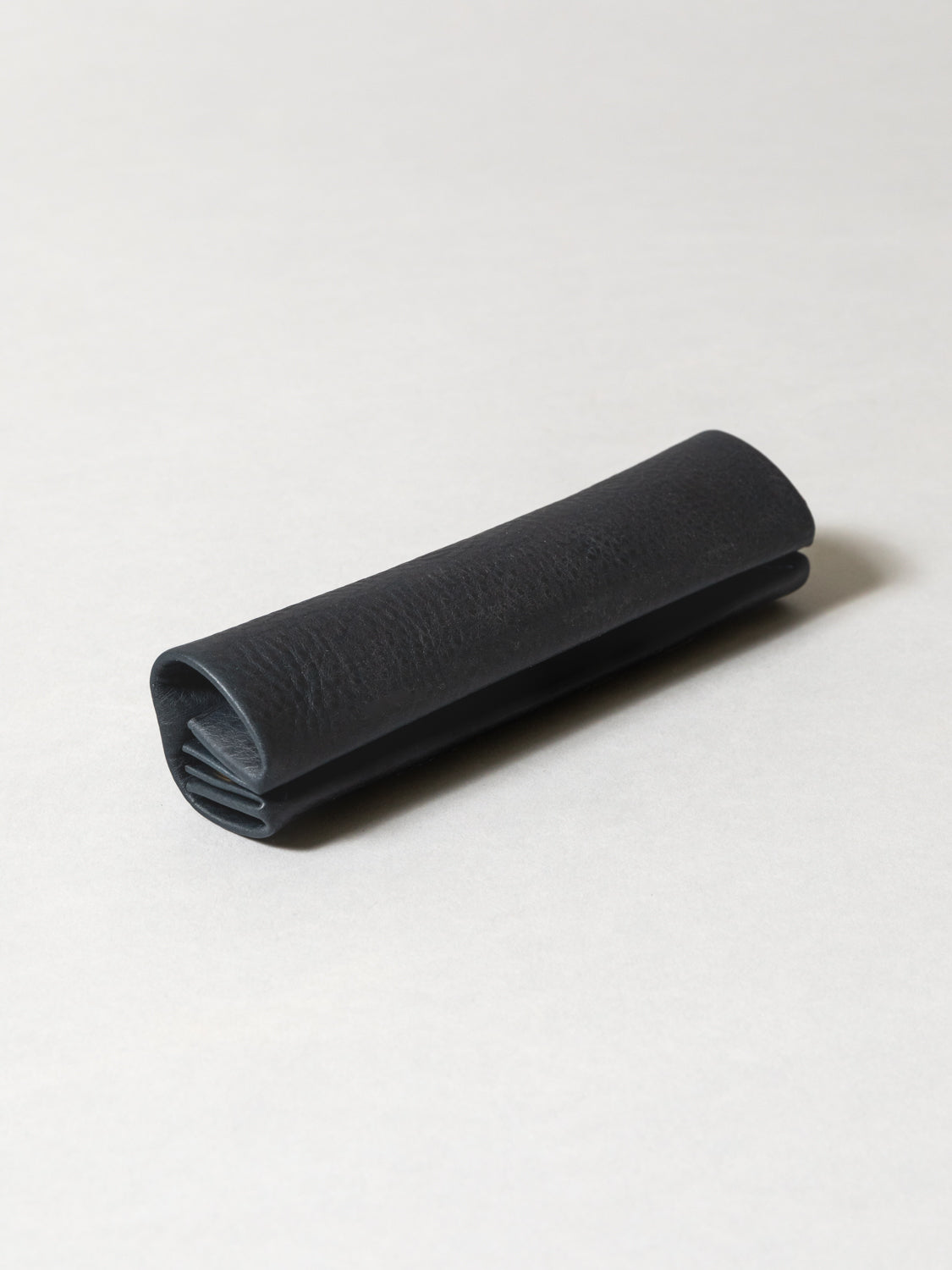 Dritto Leather Pen Roll Organizer - Premium Pencil Case for Artists & Writers - Perfect for Sketching, Calligraphy, and Office Use