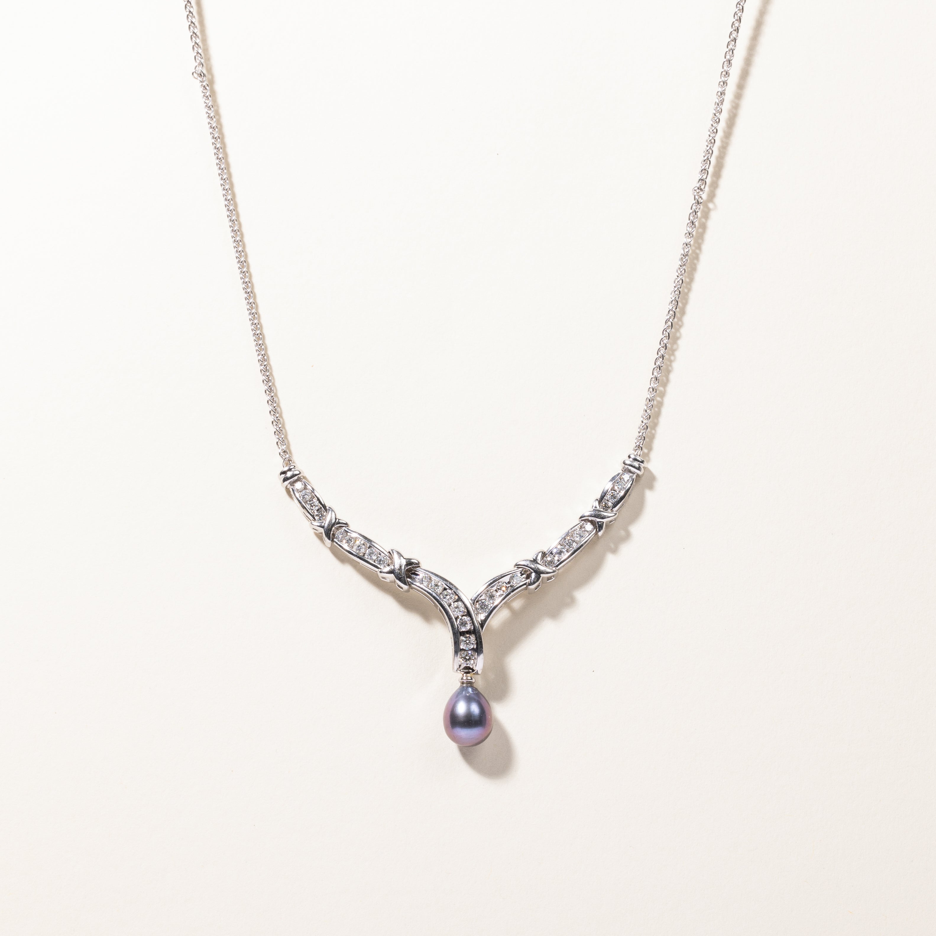 Elegant Pearl & Diamond Drop Pendant Necklace - 0.5mm x 8.5mm, 0.87ctw, 16