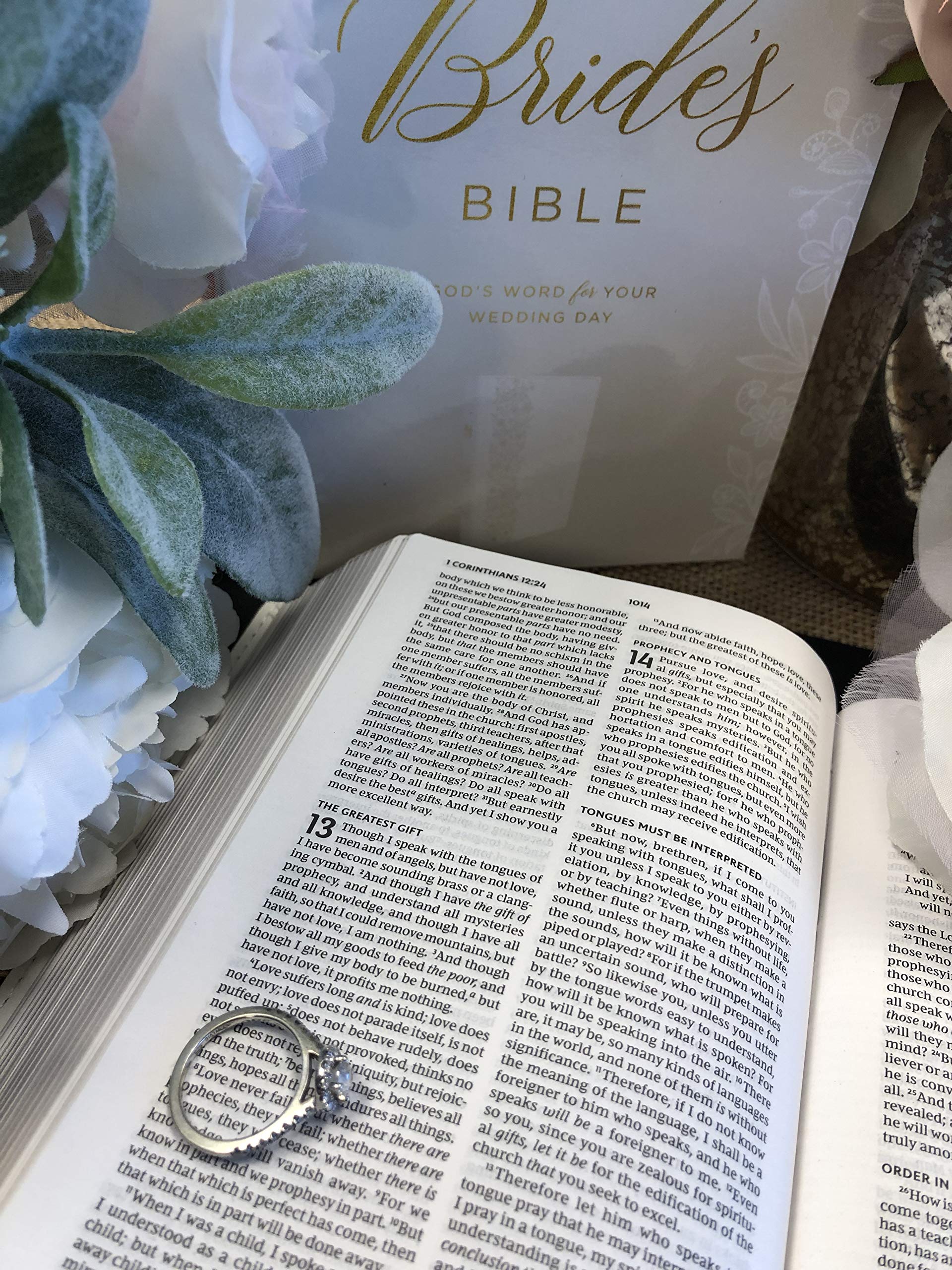 NKJV Bride's Bible - Leathersoft White Cover with Red Letter Comfort Print - Holy Bible New King James Version - Perfect for Weddings, Bridal Showers & Christian Gift Giving