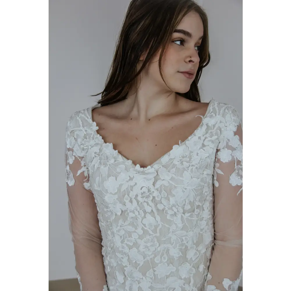 Adelaide Ruby Wedding Dress by Bridal Closet – Elegant A-Line Bridal Gown for Church Ceremonies & Beach Weddings