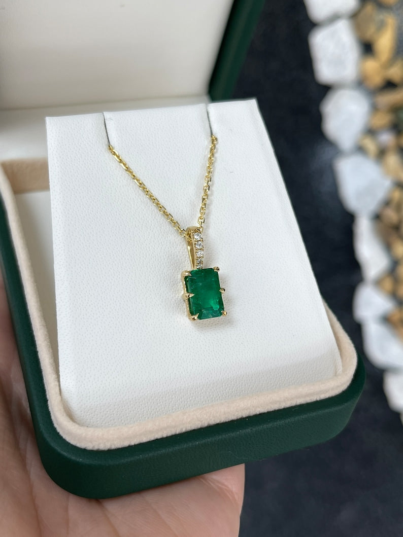 3.0tcw 18K Gold Emerald & Diamond Accent 6-Prong Necklace for Women - Elegant Fine Jewelry Gift for Anniversary, Wedding & Special Occasions