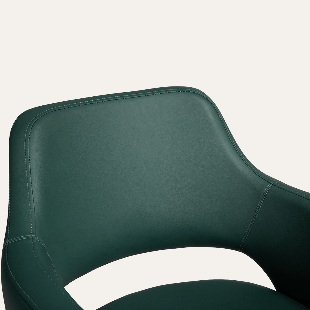 Stylish Salon Chair for Hair Styling & Barber Shop - Ergonomic & Durable Beauty Salon Furniture for Hairdressers & Clients - Perfect for Home Salons & Professional Beauty Spaces