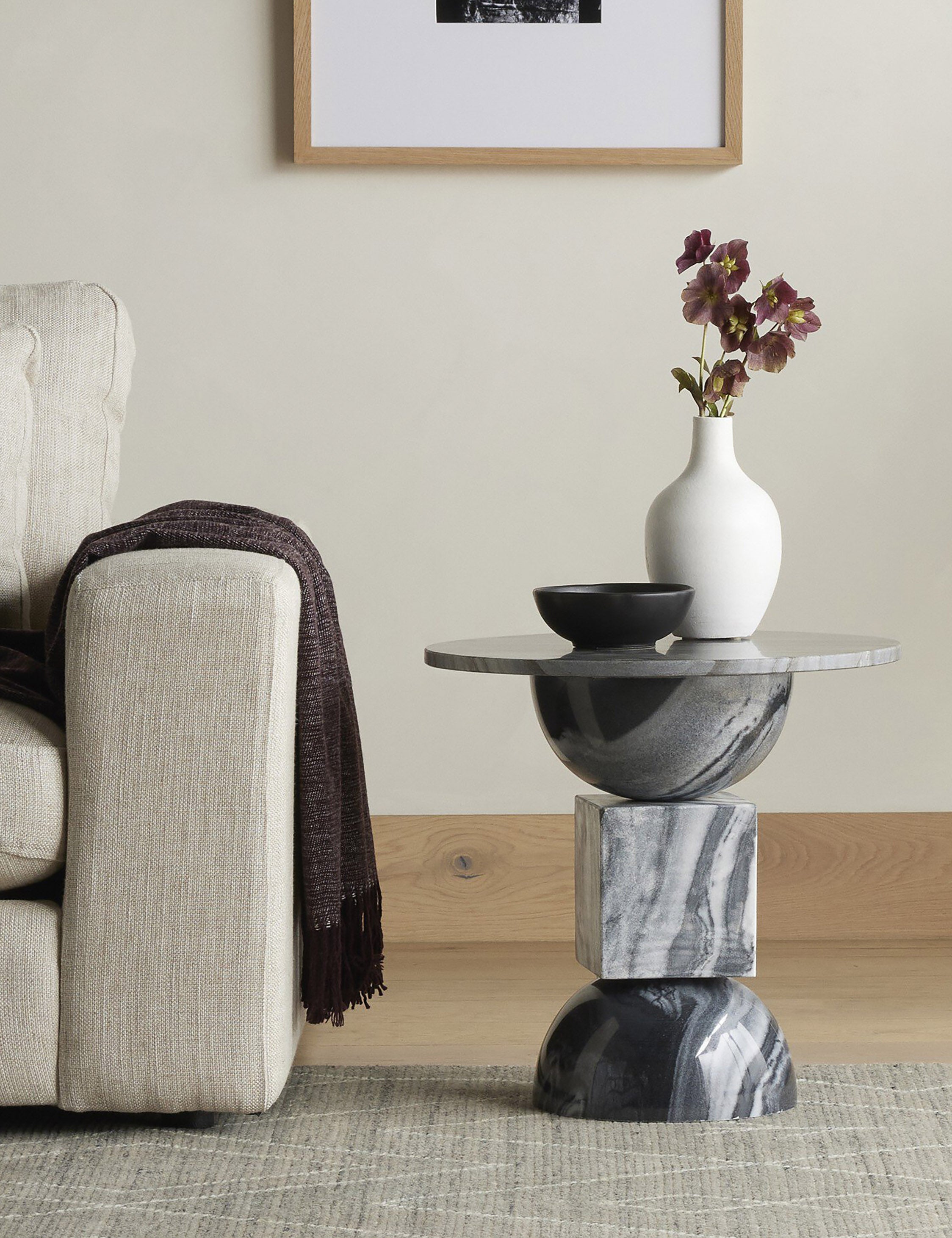 Elton Round Side Table - Modern End Table for Living Room, Bedroom & Office - Small Accent Table with Sturdy Metal Base - Perfect for Coffee, Books & Decor