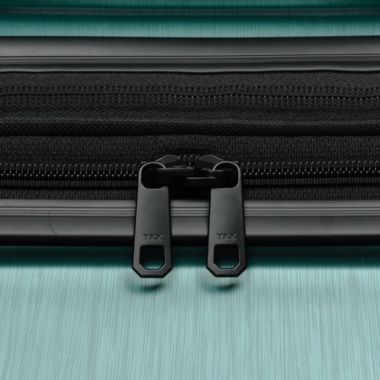 U.S. Traveler Boren 30-Inch Polycarbonate Hardside Spinner Luggage - Teal Checked Suitcase with 8 Wheels & Aluminum Handle | Durable Travel Suitcase for International Flights, Business Trips & Family Vacations
