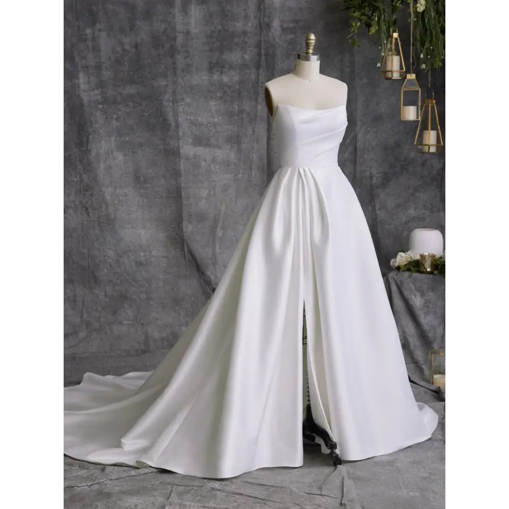 Aspen by Sottero and Midgley | Elegant Wedding Dress for Brides | Perfect for Church Ceremonies & Outdoor Weddings
