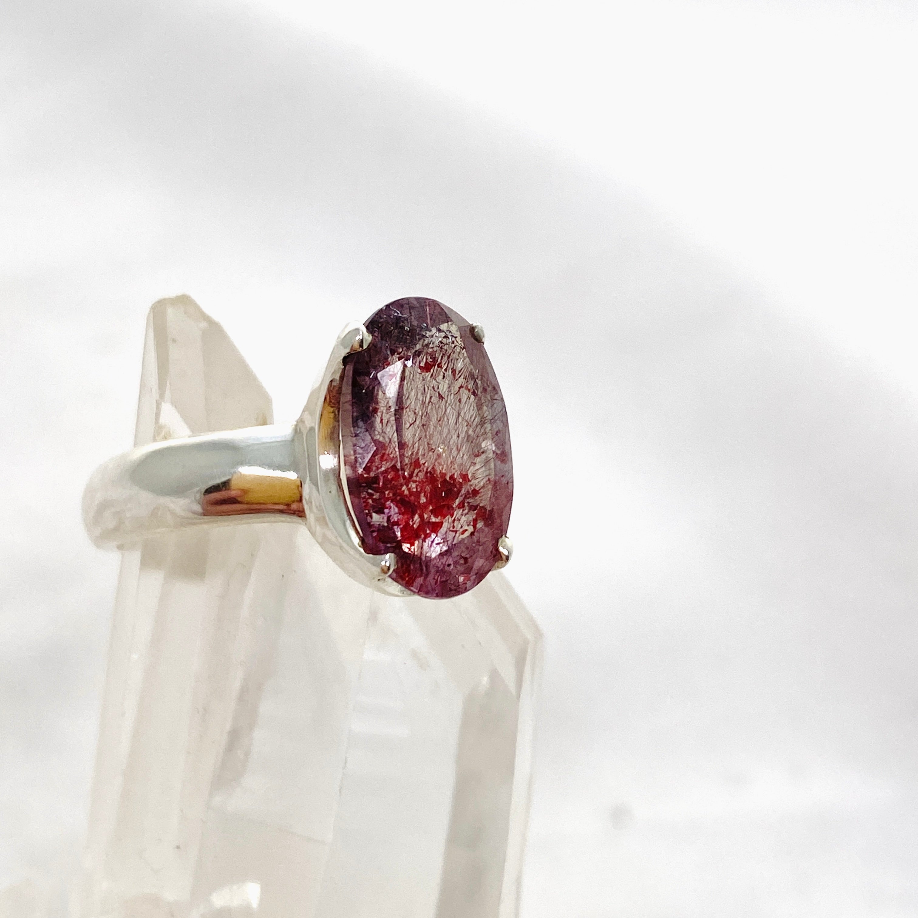 Lepidicrocite in Quartz (Inclusion Quartz) Oval Faceted Ring - Size 7 - PRGJ595 - Elegant Gemstone Jewelry for Women, Perfect for Weddings & Special Occasions
