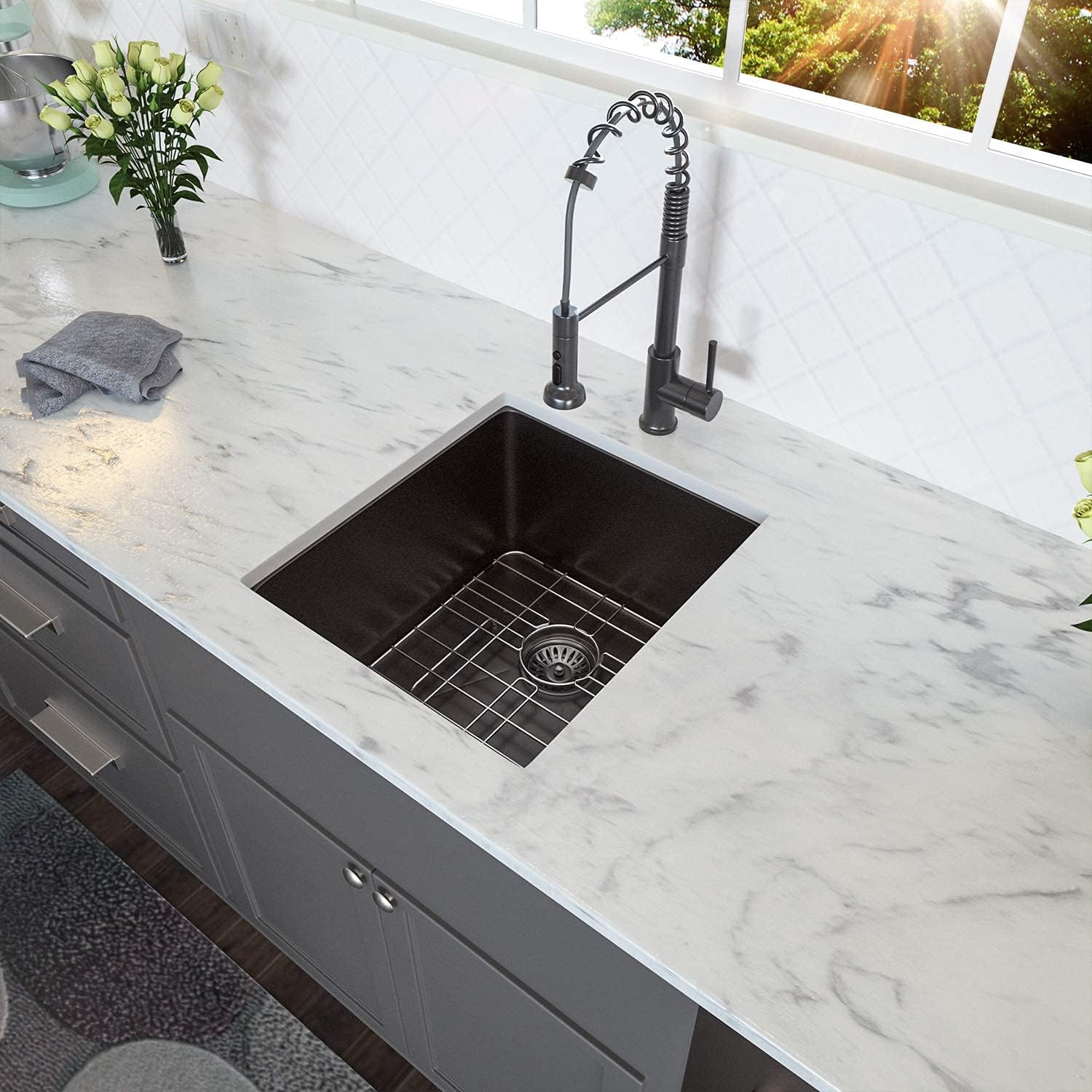 Lordear 15'' x 17'' Stainless Steel Undermount Single Bowl Bar Sink - Commercial Grade Kitchen Sink for Bars, Restaurants & Home Use