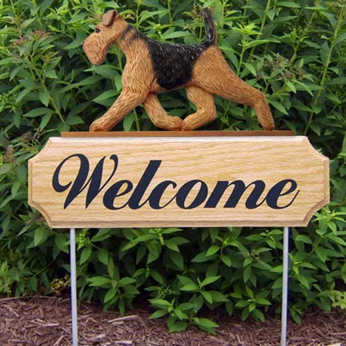 Michael Park Airedale Terrier Dog Welcome Stake - Handcrafted Metal Yard Sign for Garden Decor, Home Entryway & Pet Lover Gifts