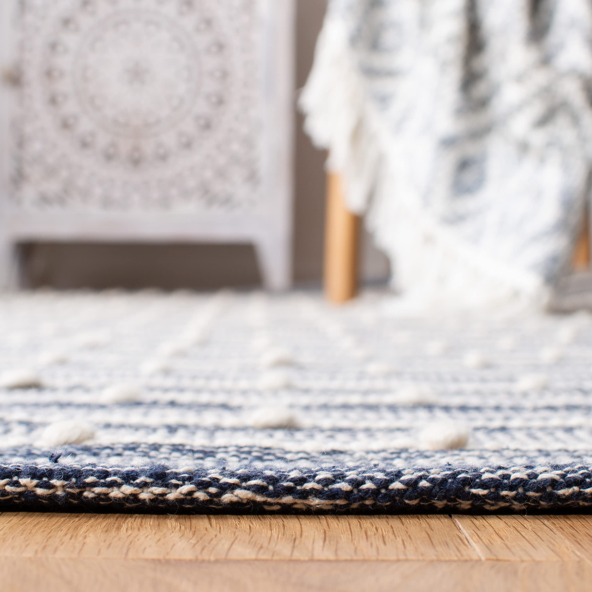 SAFAVIEH Striped Kilim Collection 7' Square Navy Blue Handmade Flatweave Cotton Area Rug - Perfect for Living Room, Bedroom & Boho Home Decor
