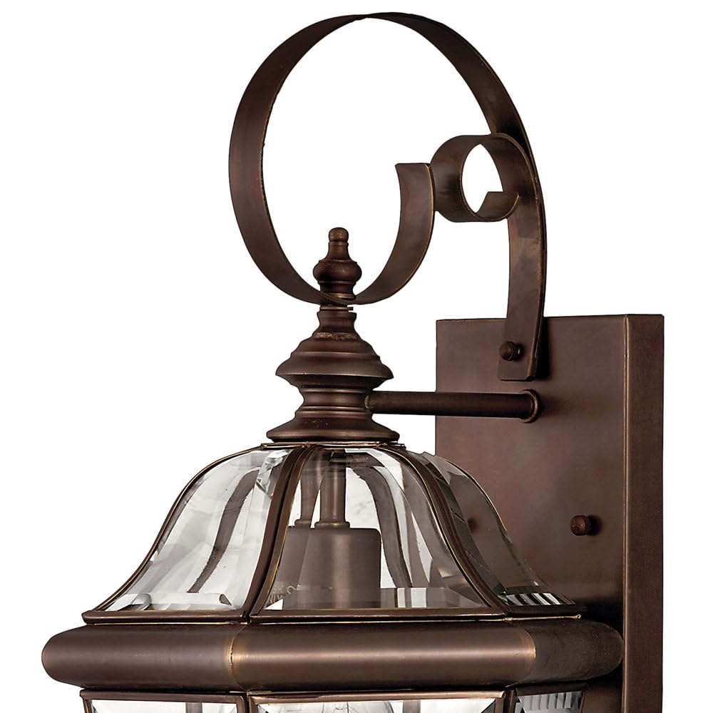 Hinkley Augusta Collection Traditional One Light Outdoor Wall Mount in Copper Bronze - Perfect for Porch, Patio, and Entryway Lighting