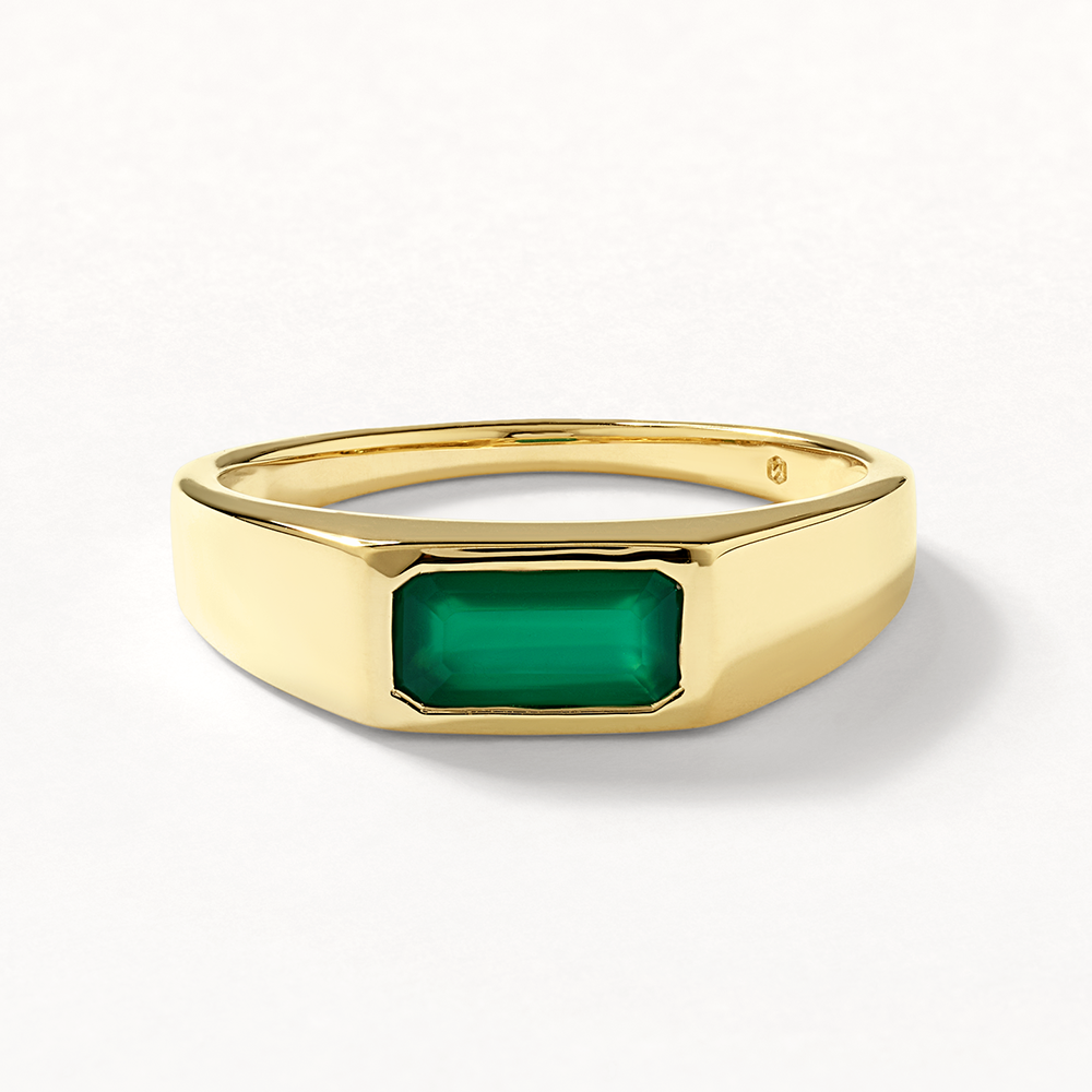 Stylish Green Agate Gold Signet Pinky Ring for Men & Women - Perfect for Formal Events, Weddings & Everyday Elegance