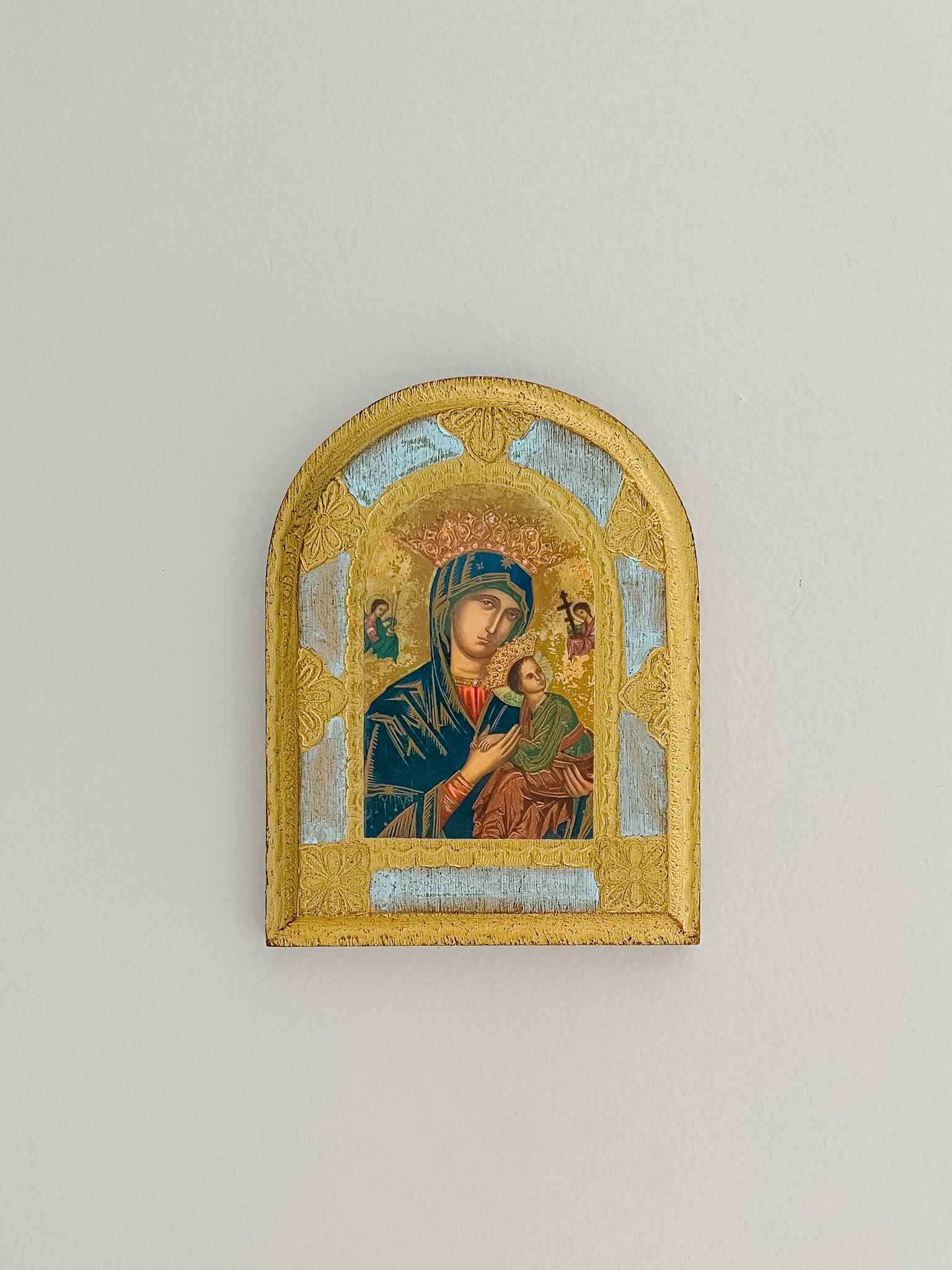 Our Lady of Perpetual Help Petite Plaque - Small Religious Wall Decor for Home, Church & Prayer Spaces - Perfect for Catholic Gifts & Devotional Areas