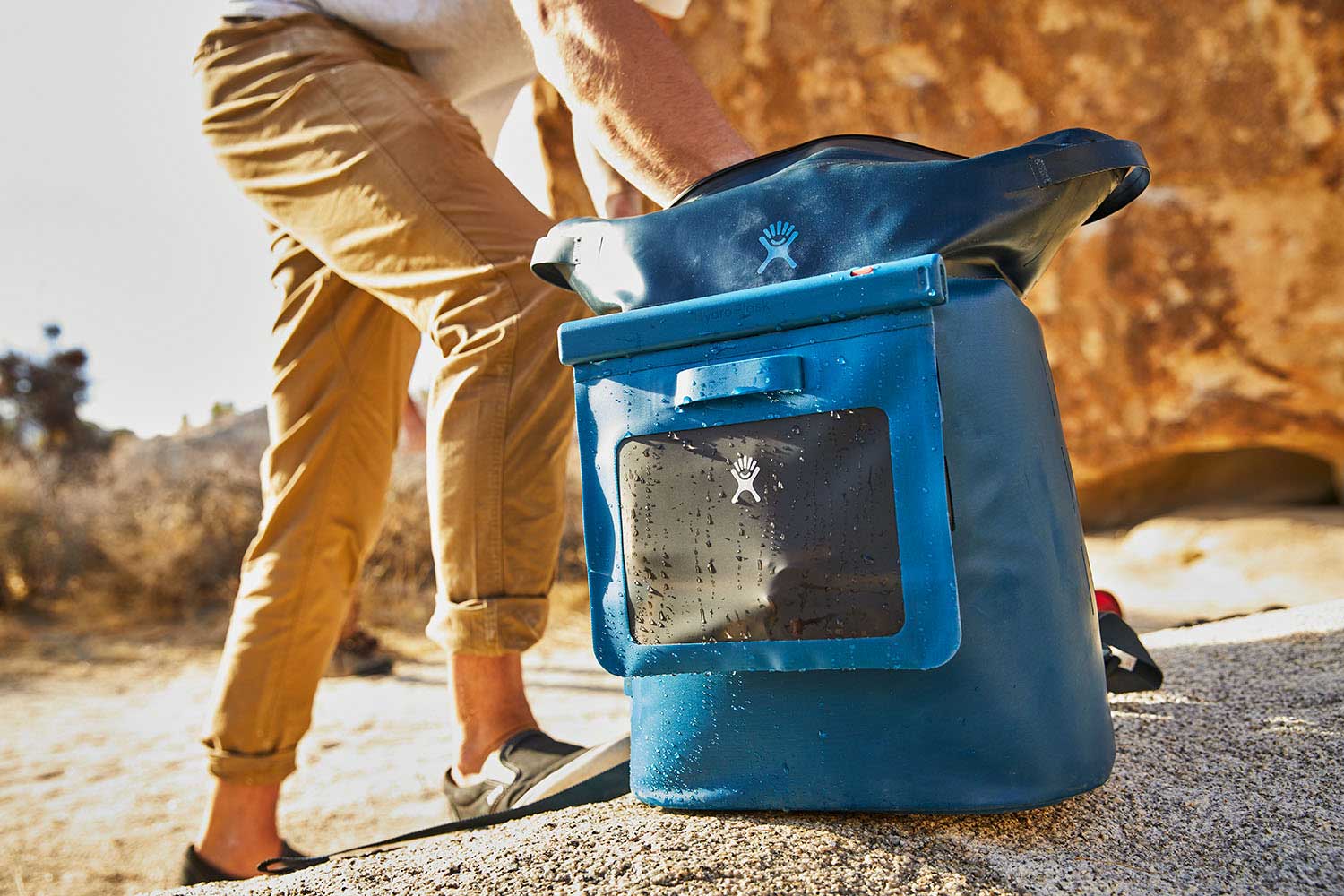 Hydro Flask Medium Dry Storage Bag - Waterproof & Durable Gear Organizer for Hiking, Camping, and Outdoor Adventures