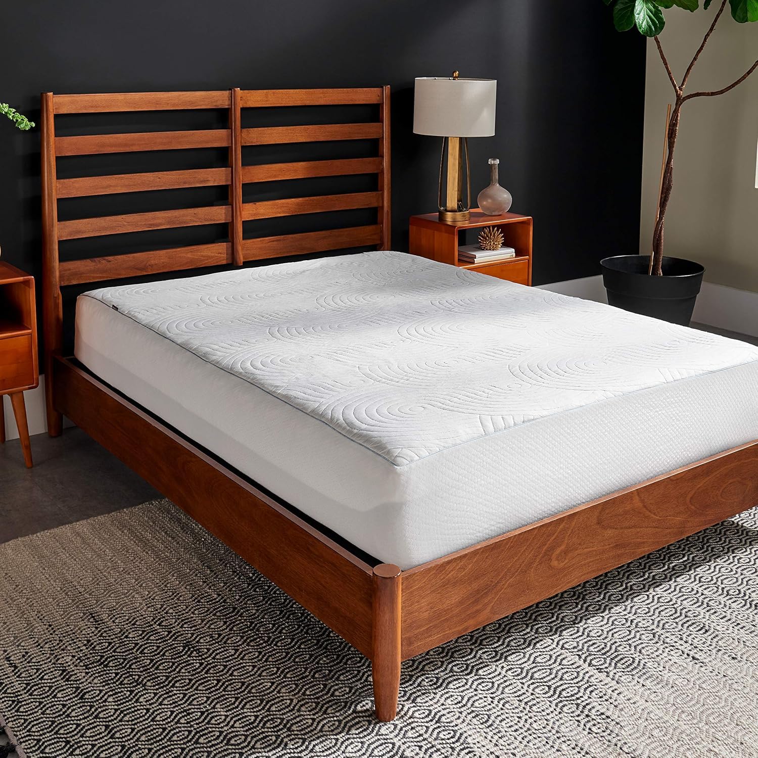 Tempur-Pedic Cool Luxury Mattress Pad - Queen Size, Cooling Mattress Topper, Breathable & Hypoallergenic - Perfect for Hot Sleepers & Allergy Sufferers - White