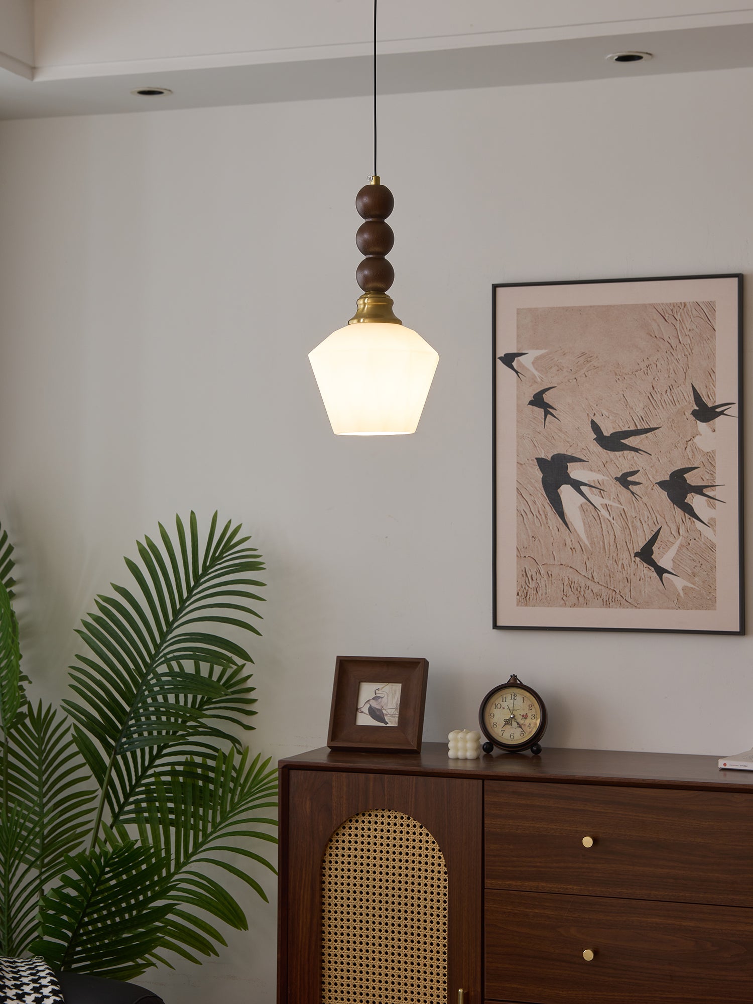 Evandra Modern Pendant Light - Elegant Hanging Ceiling Fixture for Dining Room, Kitchen Island, Bedroom & Living Room Decor