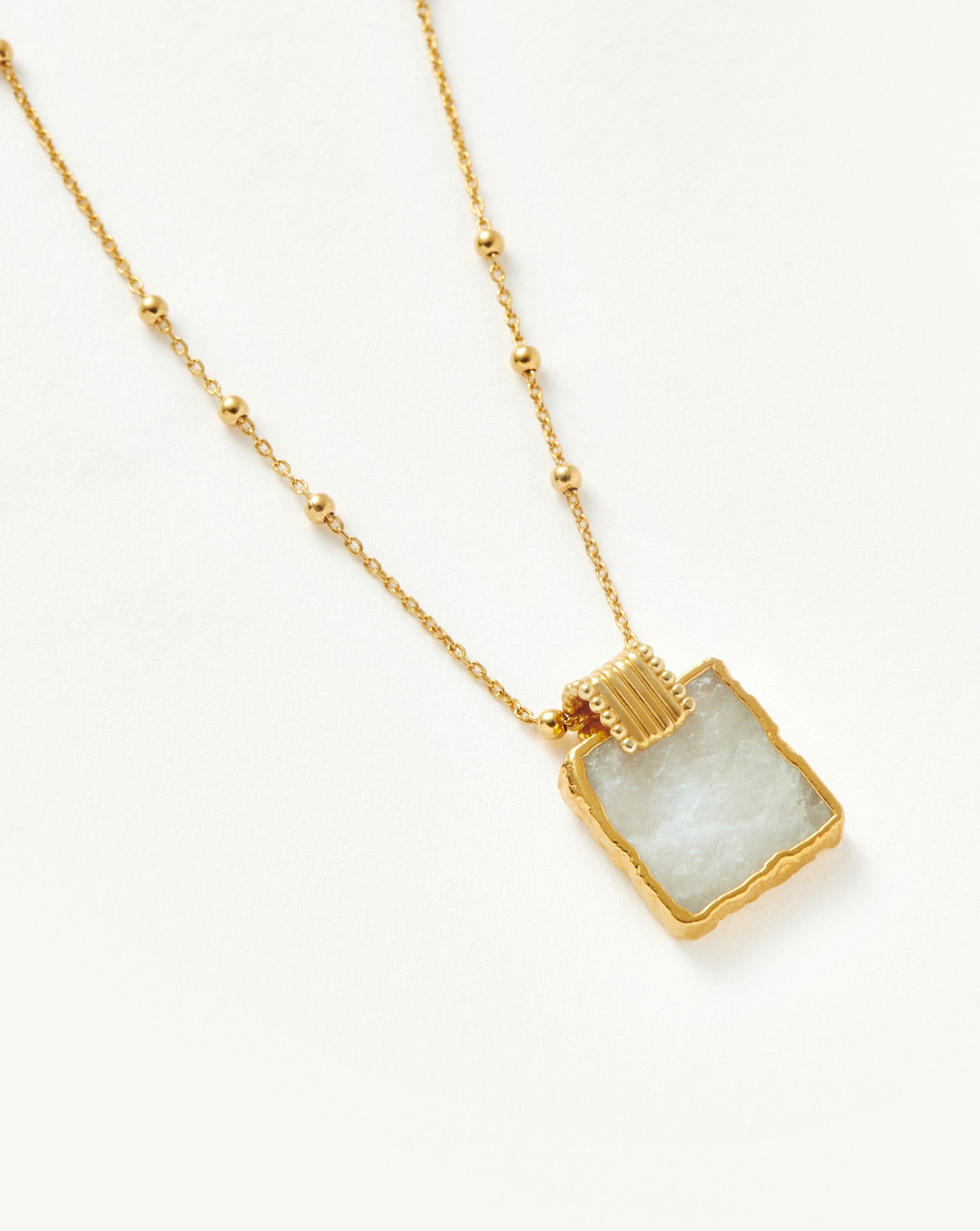 Lena Charm Necklace - 18k Gold Plated Rainbow Moonstone Pendant for Women | Elegant Jewelry Gift for Birthday, Anniversary & Special Occasions | Perfect for Everyday Wear, Date Nights & Formal Events