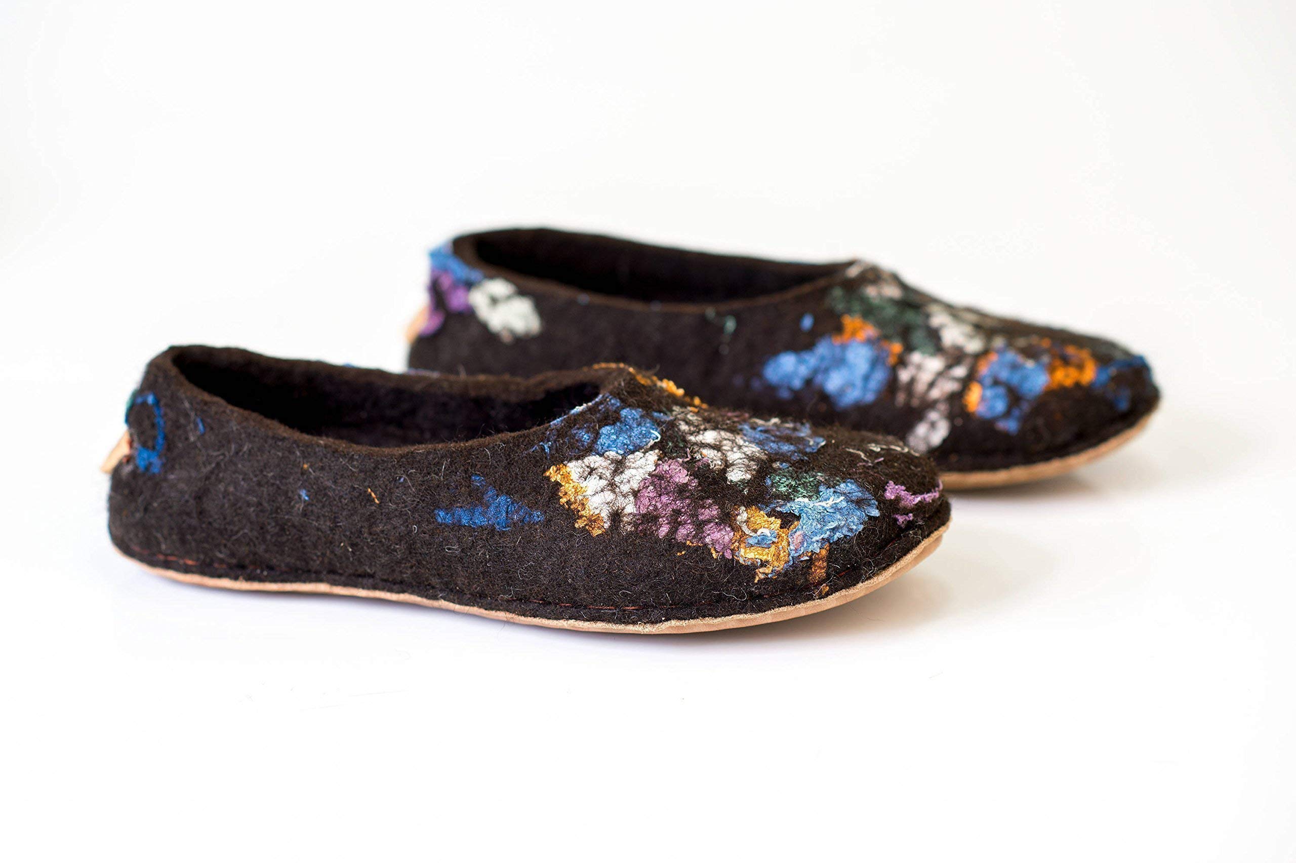 Cozy Women's Felted Wool & Linen Slippers - Handmade Rustic House Shoes - Perfect Mother's Day Gift for Her - Ideal for Indoor Comfort & Relaxation at Home