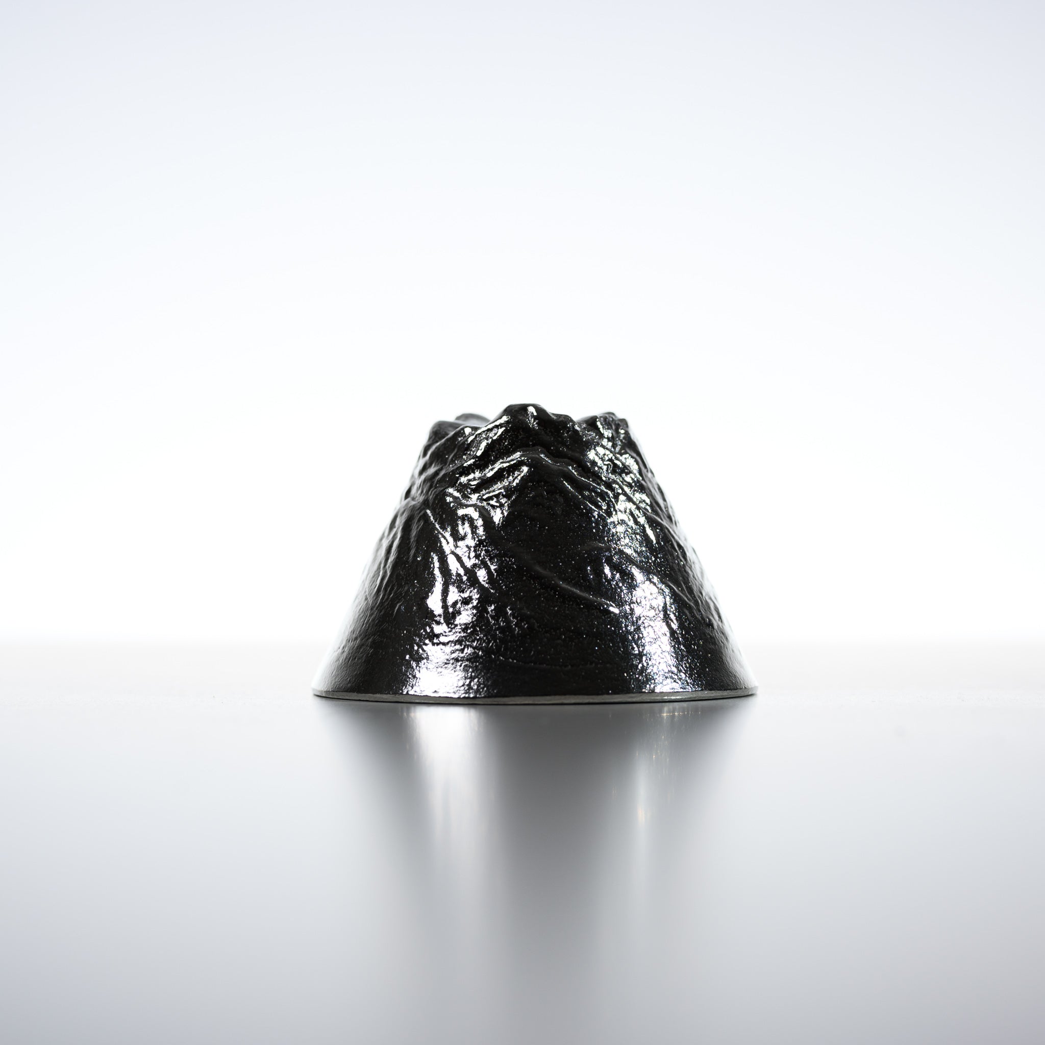 NOUSAKU Tateyama Mountain Sake Cup - Large Japanese Traditional Sake Drinking Cup for Home, Restaurant & Gift Giving - Perfect for Sake Tasting, Japanese Cuisine & Special Occasions