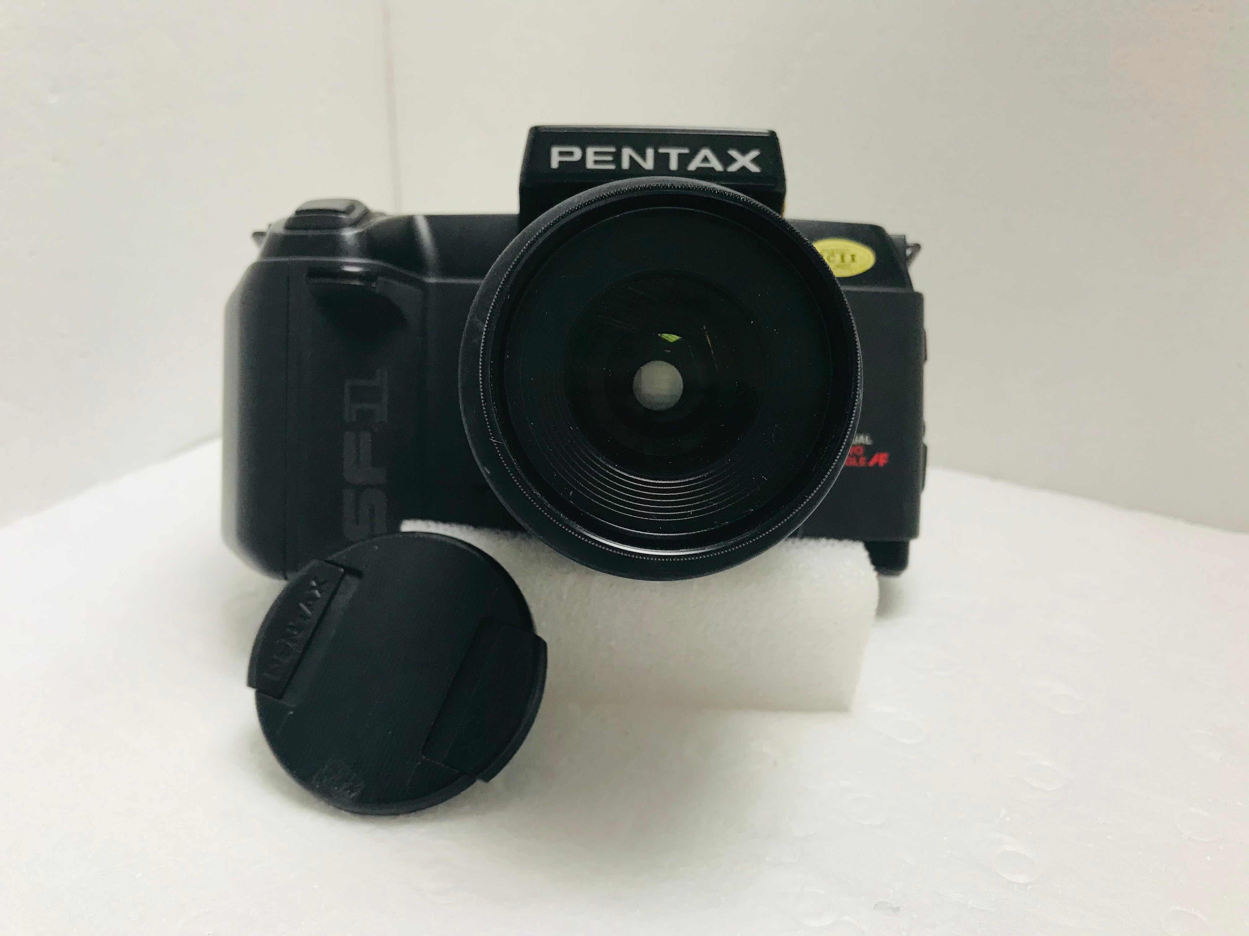 Pentax SF1 35mm Film Camera with 35-80mm f/4-5.6 Zoom Lens - Vintage SLR for Photography Enthusiasts | Perfect for Street Photography, Travel & Film Projects