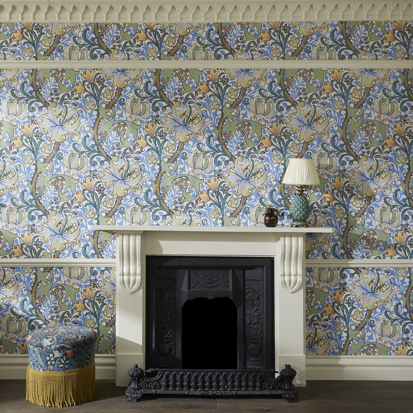 GOLDEN LILY Wallpaper - Premium Sky Pattern Wallpaper for Living Room & Bedroom Decoration