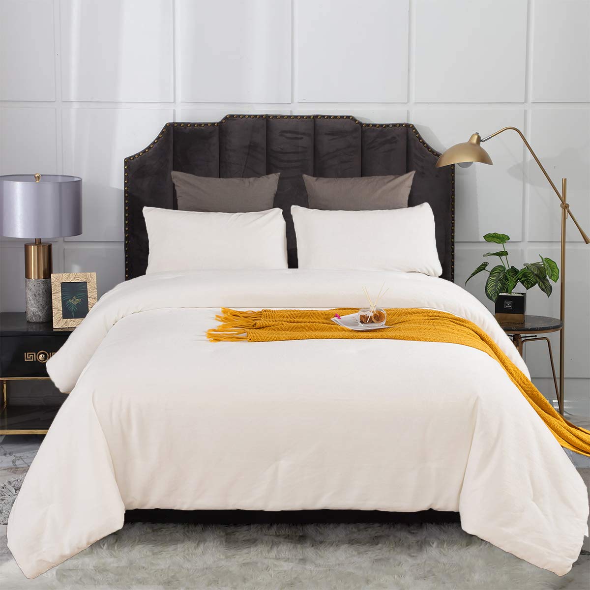 Luxlovery White Velvet Twin Comforter Set - Soft Flannel Plush Heavyweight Winter Bedding with 2 Pillowcases - Ultra Warm & Cozy for Cold Nights - Perfect for Bedrooms, Guest Rooms & Dorm Decor