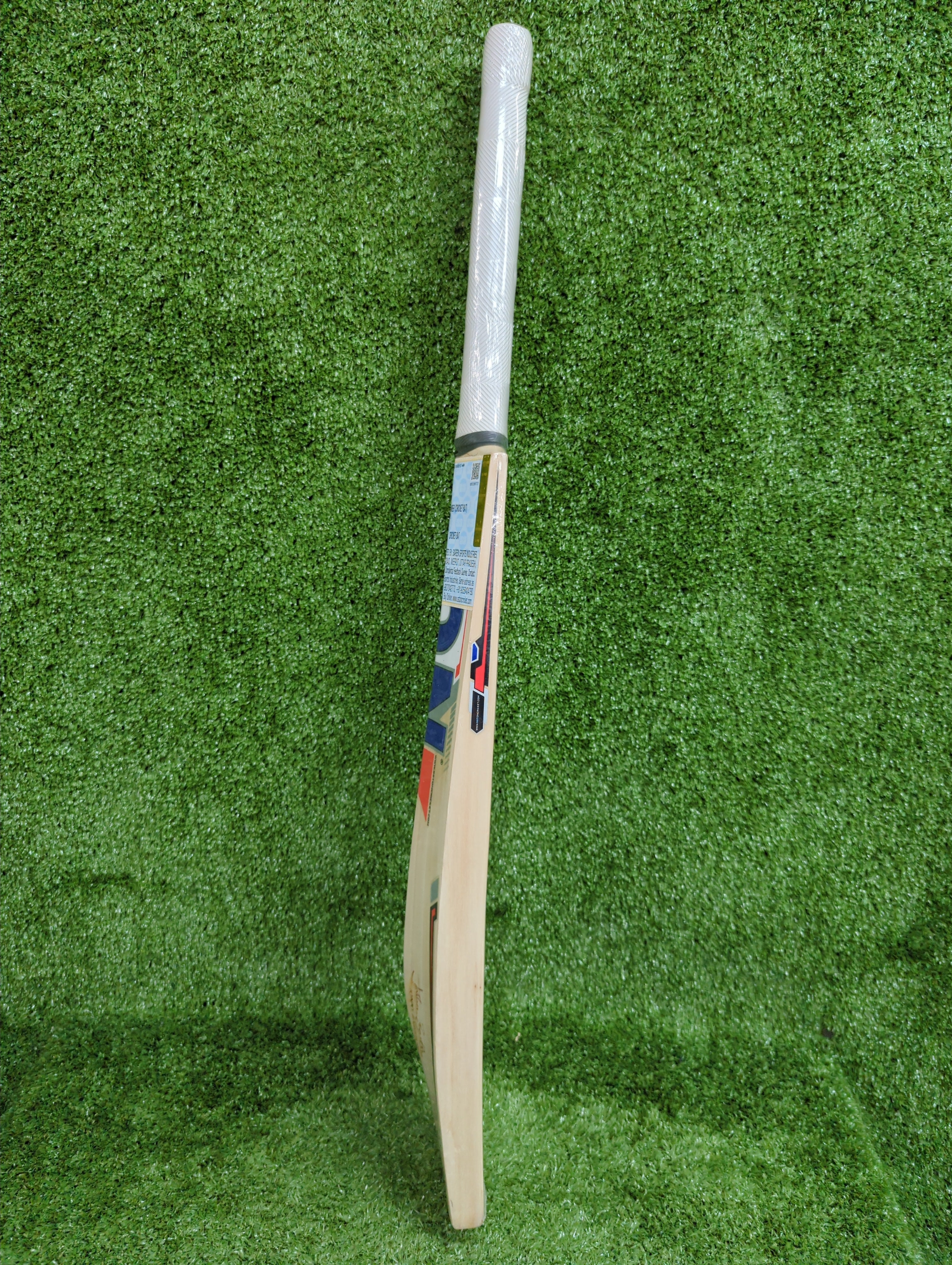 Premium SS Ton Jonny Bairstow Junior Cricket Bat - English Willow for Youth Players - Perfect for Training & Competitive Matches