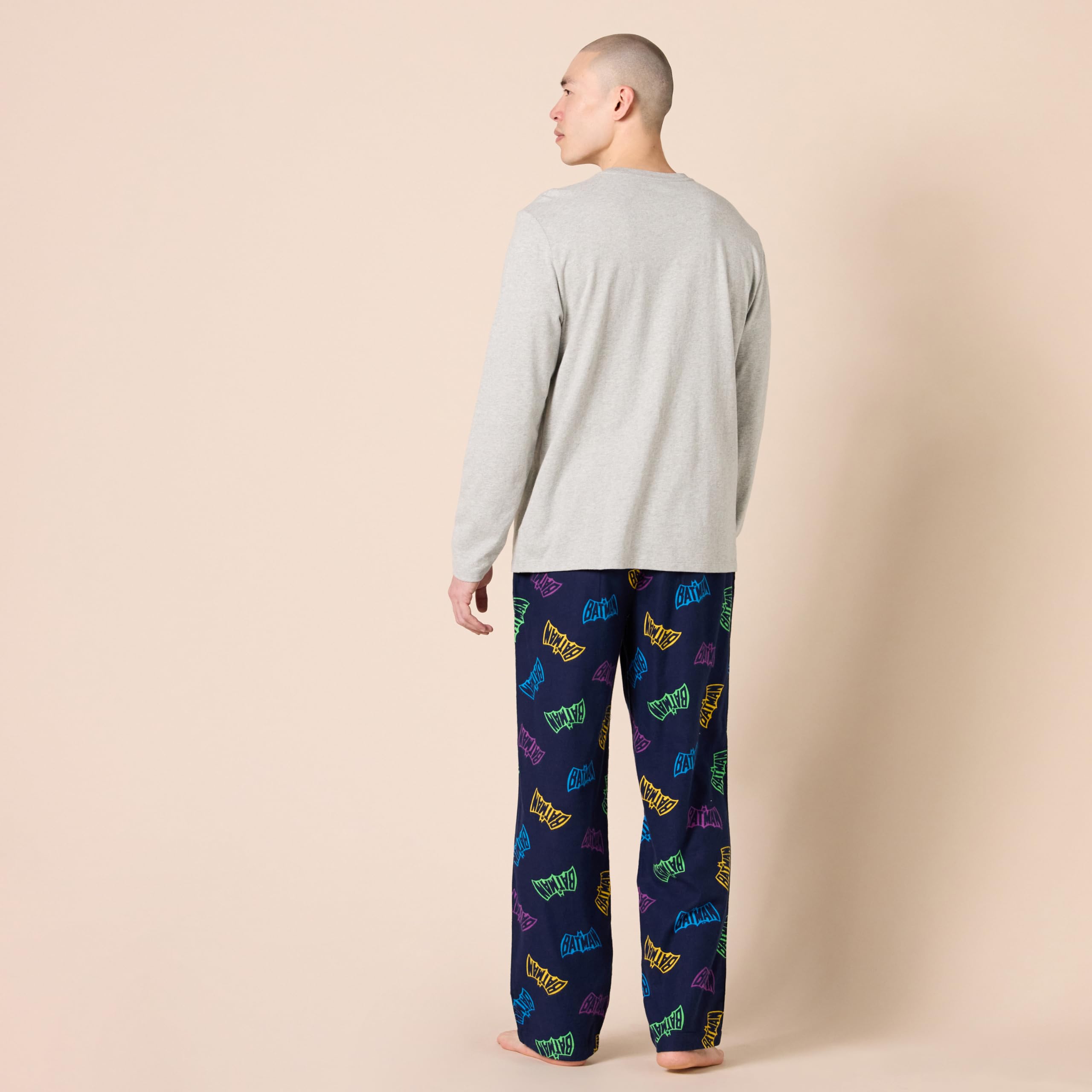 Amazon Essentials DC Men's Flannel Pajama Set - Soft & Comfortable Sleepwear for Men, Cozy Winter Pajamas with Long Sleeve & Pants - Perfect for Lounging, Sleeping & Cold Weather Comfort