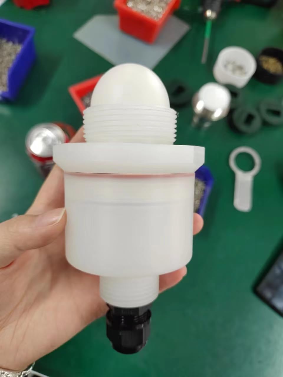 30m Range Radar Water Level Sensor for Open Channel, Wastewater & River Monitoring - 4-20mA Output with G1.5 Thread | Industrial & Environmental Liquid Level Measurement Solution