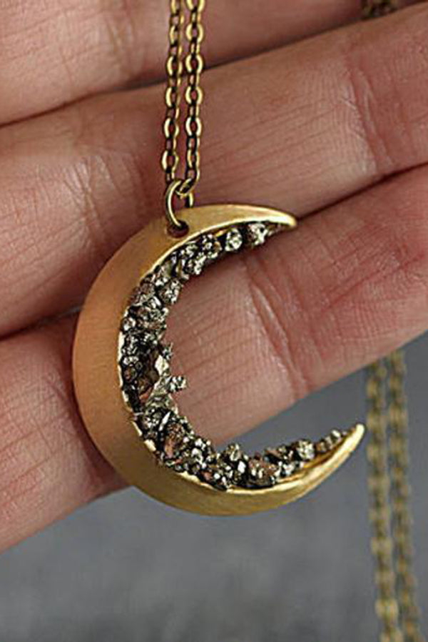 Vintage Moon Shaped Diamond Pendant Necklace for Women - Elegant 925 Sterling Silver Jewelry Gift for Birthday, Anniversary & Valentine's Day