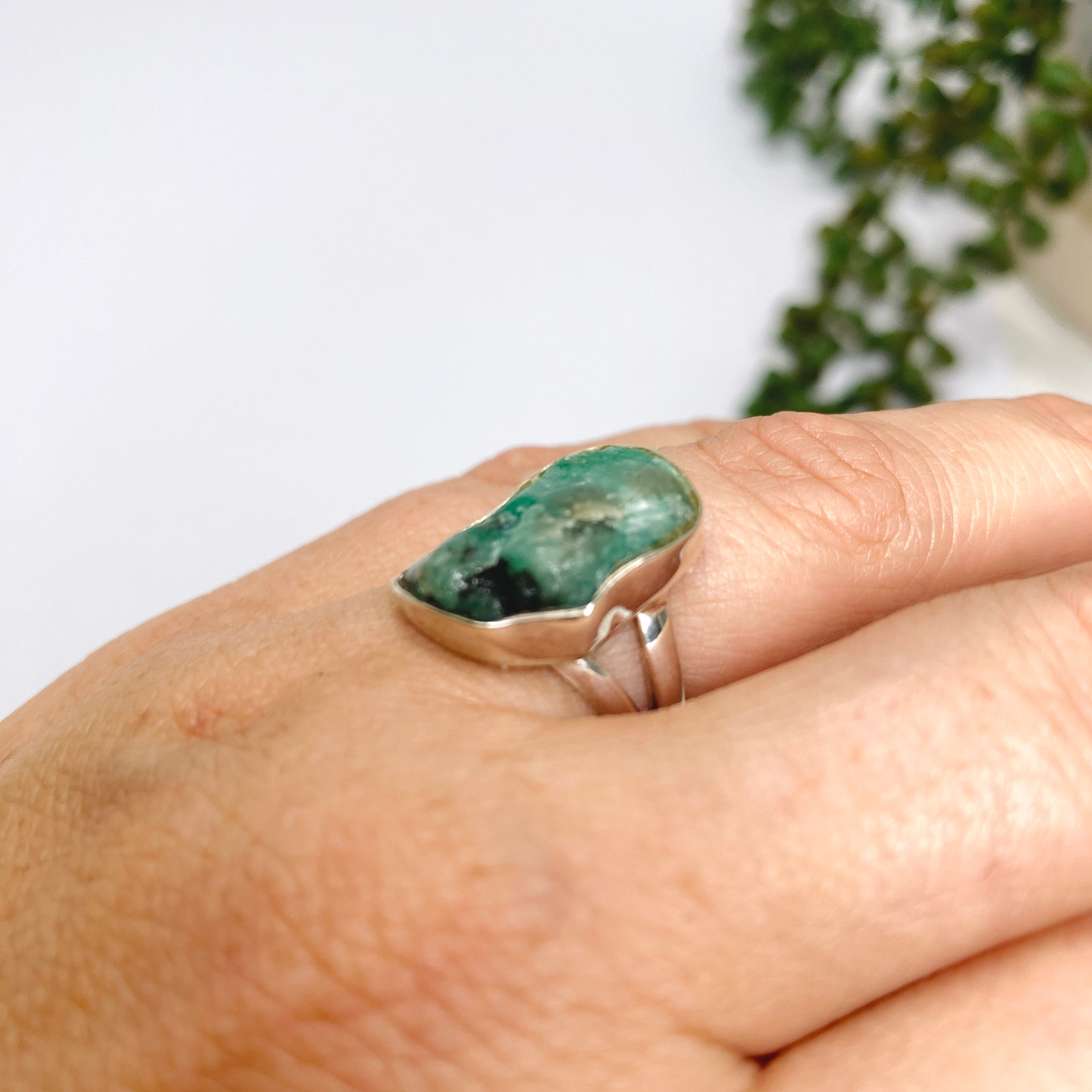 Emerald Raw Ring Size 7 for Women - Natural Green Gemstone Jewelry KRGJ2979 | Perfect for Weddings, Parties & Everyday Elegance