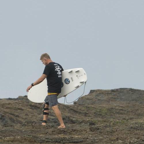 MF Mick Fanning Little Marley 5'8 Aqua Surfboard with Future Fins - High Performance Shortboard for Waves, Beach & Surfing Adventures
