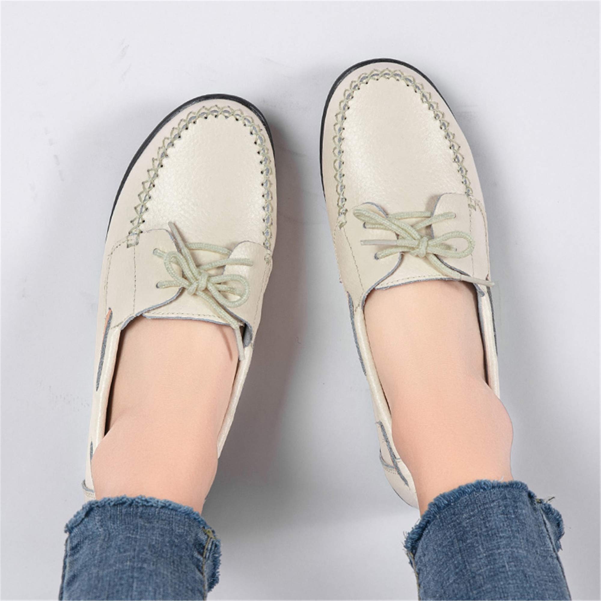 Women's Comfortable Leather Loafers - Slip On Soft Driving Shoes for Women - Casual Flat Shoes in Beige - Perfect for Work, Travel & Everyday Wear