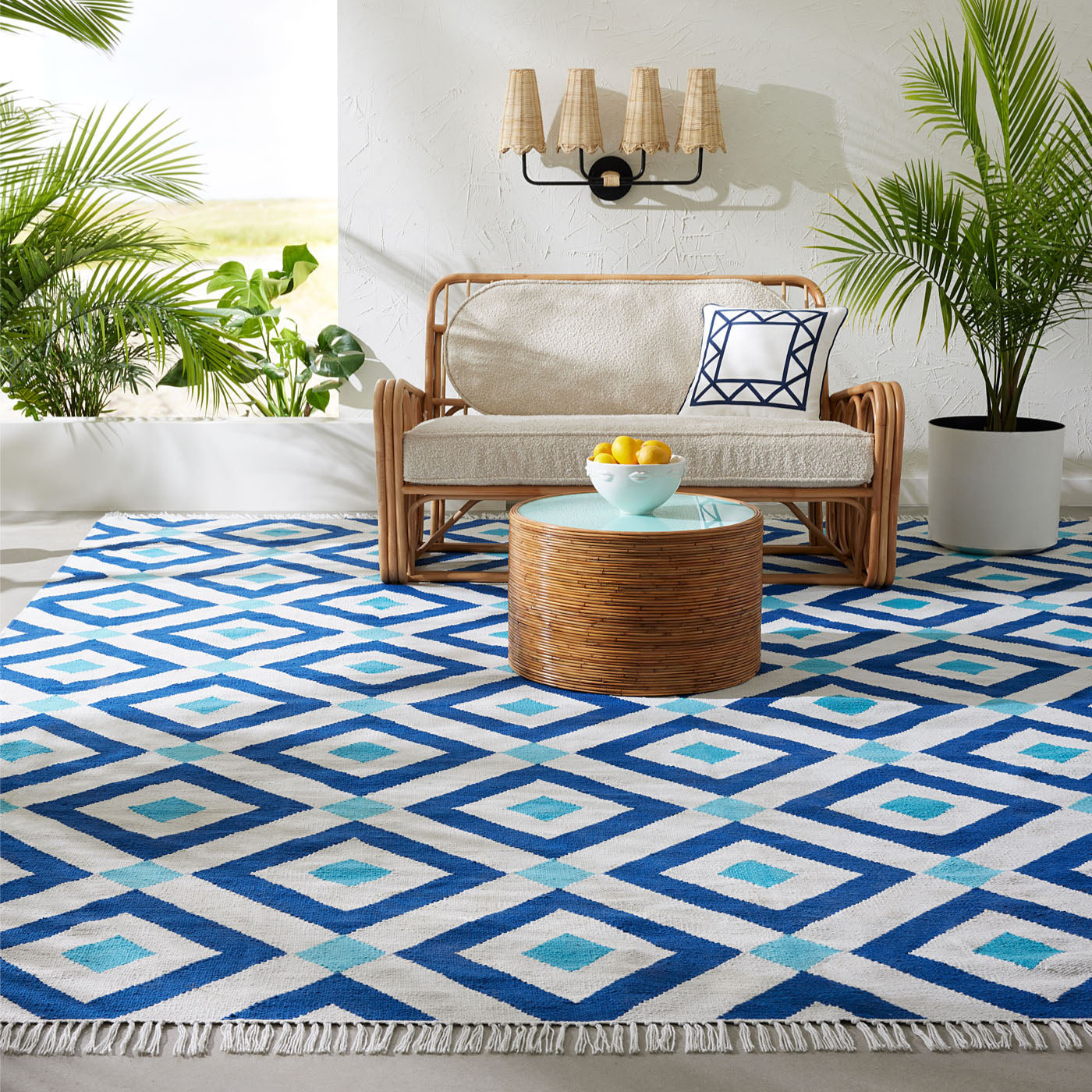 Premium Crawford Indoor/Outdoor Rug - Waterproof & Durable for Patio, Deck, Living Room - Perfect for Home, Garden & High Traffic Areas