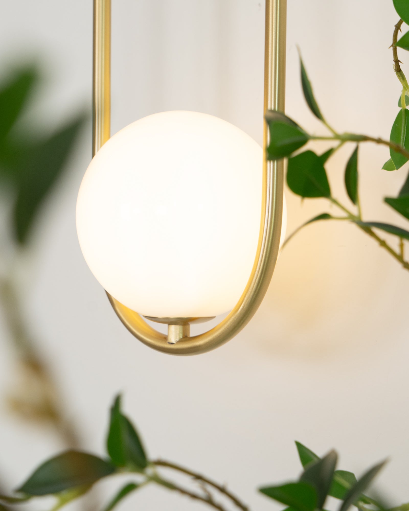 Mila Modern LED Wall Lamp - Dimmable Bedroom Light Fixture for Living Room, Hallway & Office - Energy Efficient Sconce Lighting with Adjustable Brightness