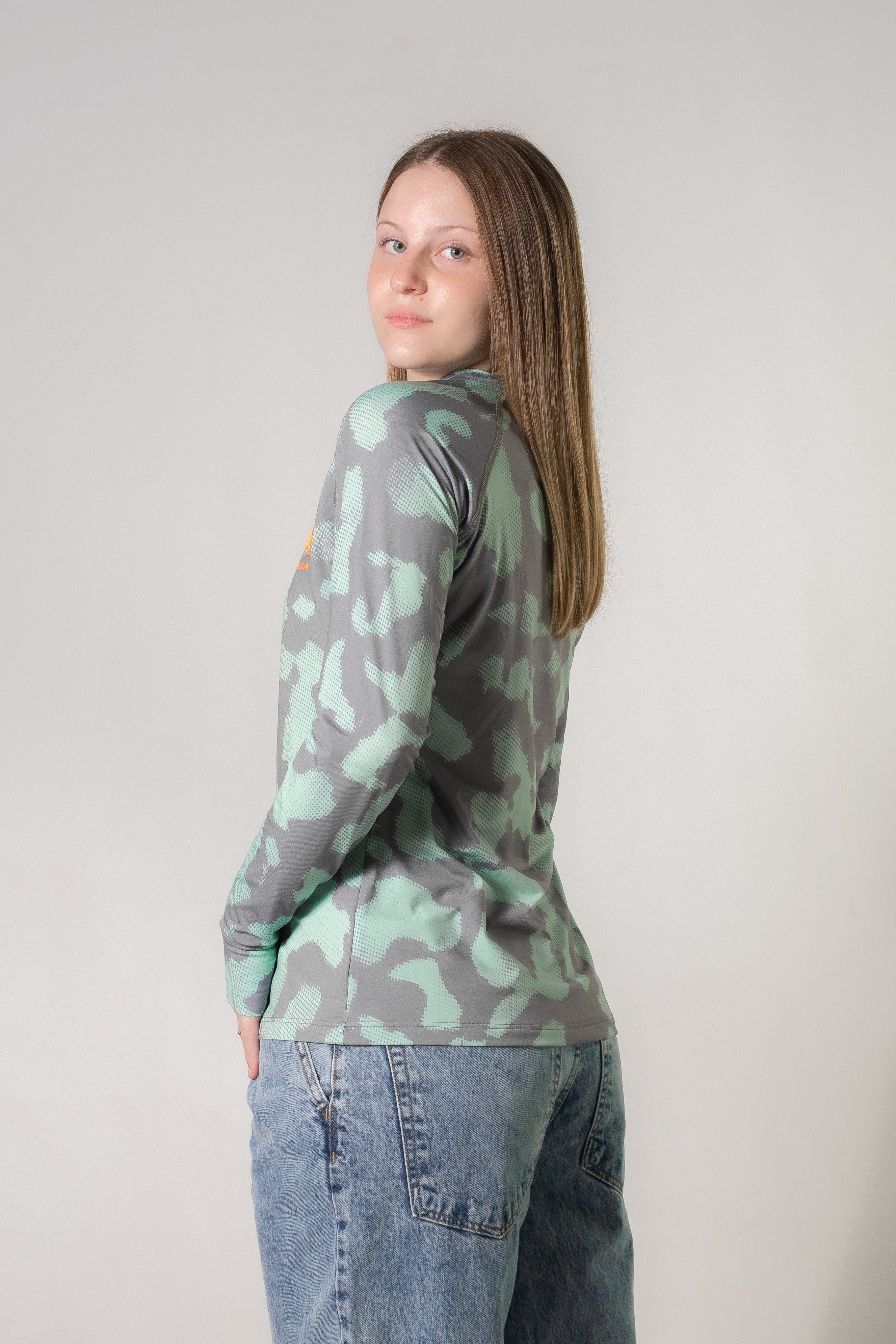 Burton Women's Thermal Long Sleeve Base Layer Shirt - Warm Winter Underwear for Skiing, Hiking & Outdoor Activities